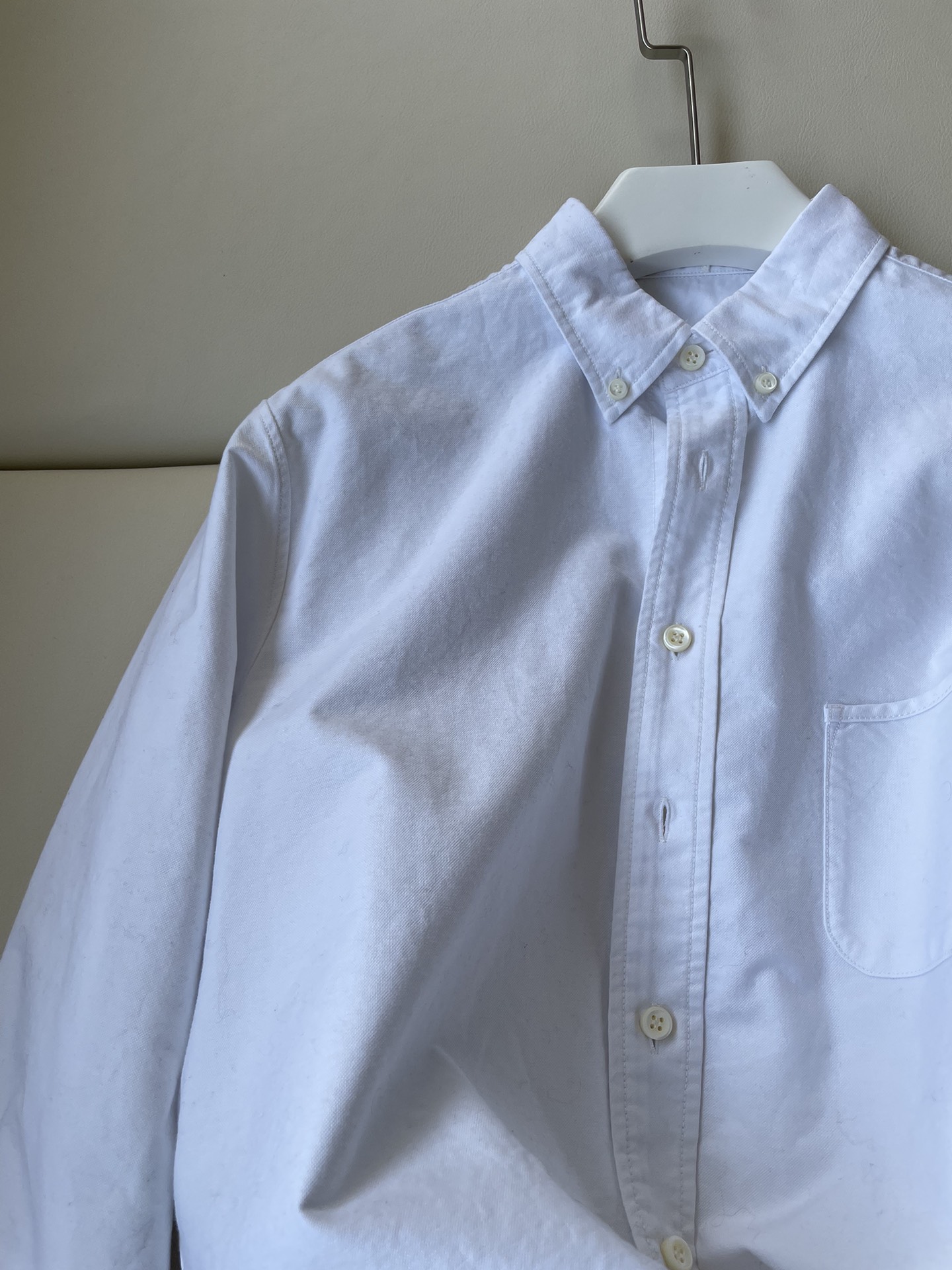 Modern Supima Aloha Shirt: Comfortable and Durable Female Suit with Sea Horse Print - 图片 3