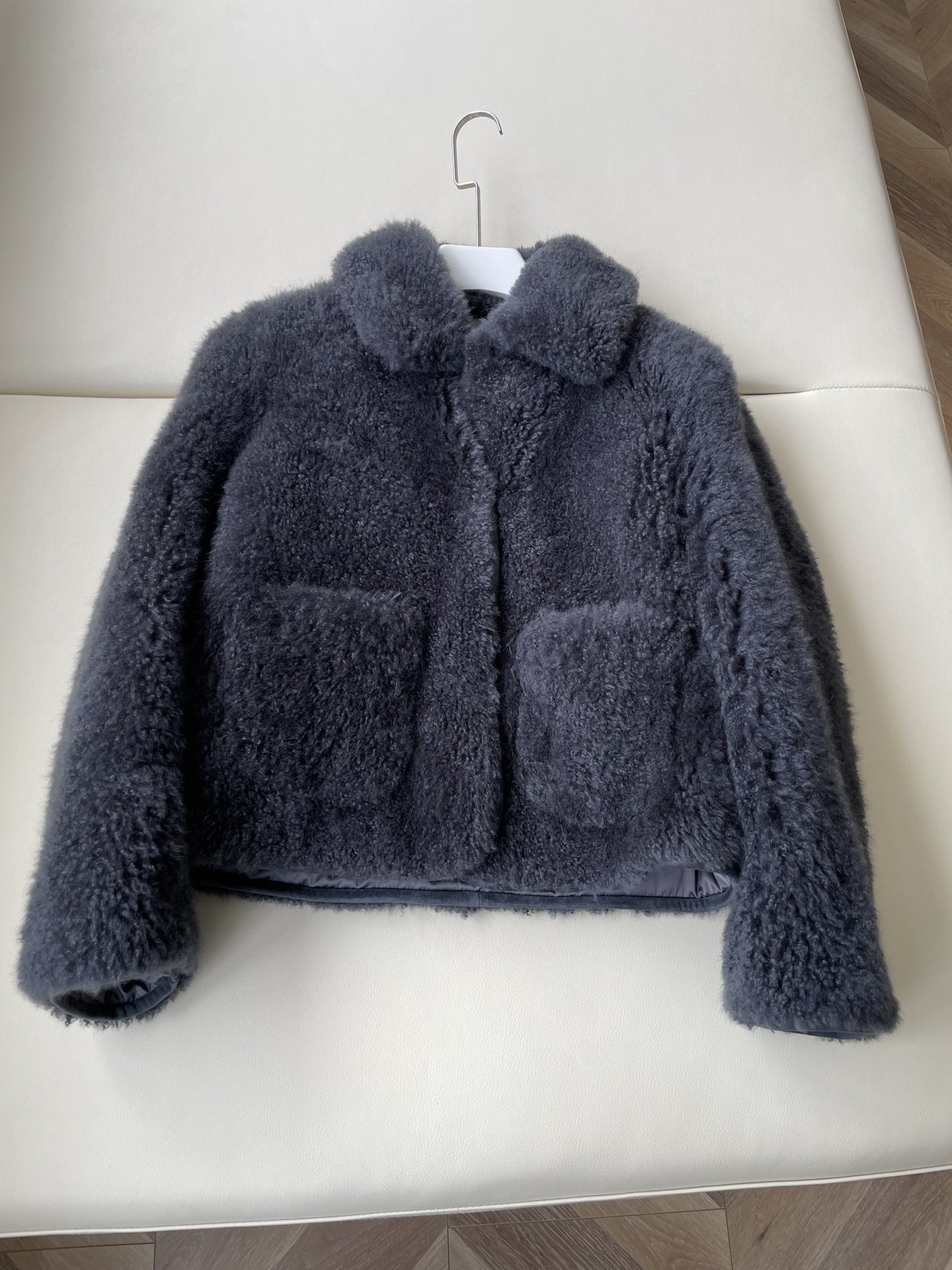 Luxurious Italian Velvet Fur Jacket with Fine Baby Goat Hair – Limited Edition