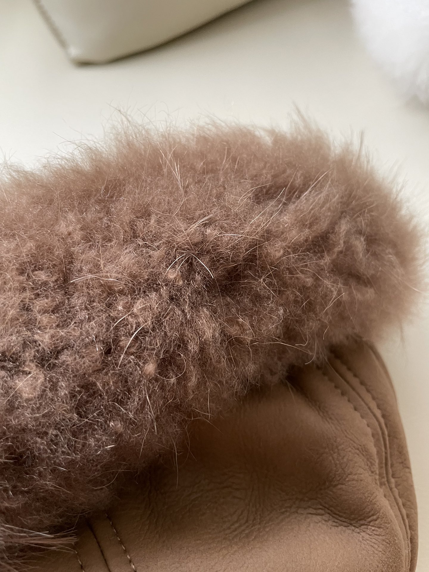Luxurious Lagun Fur and Wool Women’s Suit with Million Dollar Hat - 图片 8