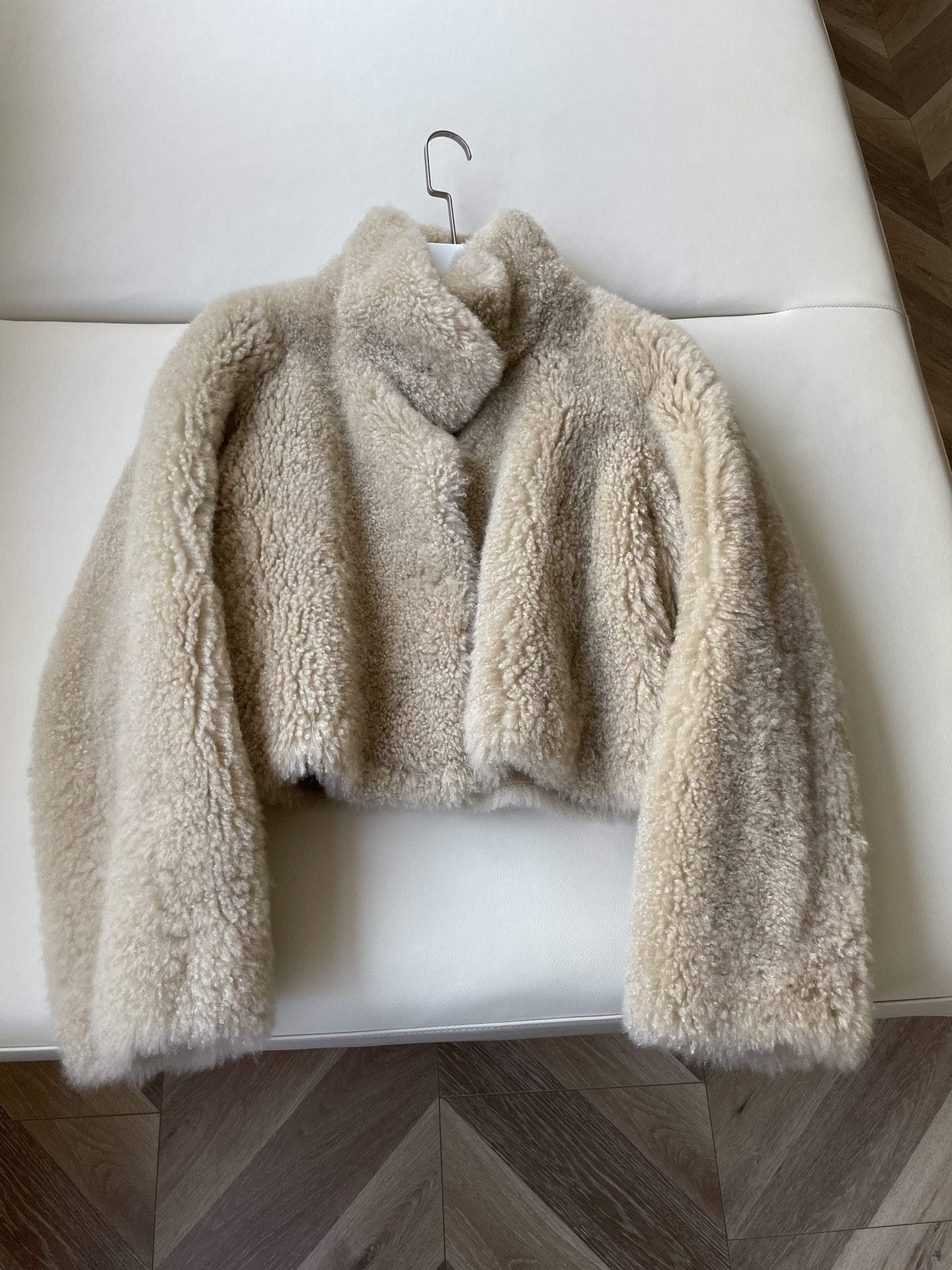 Luxurious Italian Fur Coat: Premium Quality, Natural Touch, Superior Heating