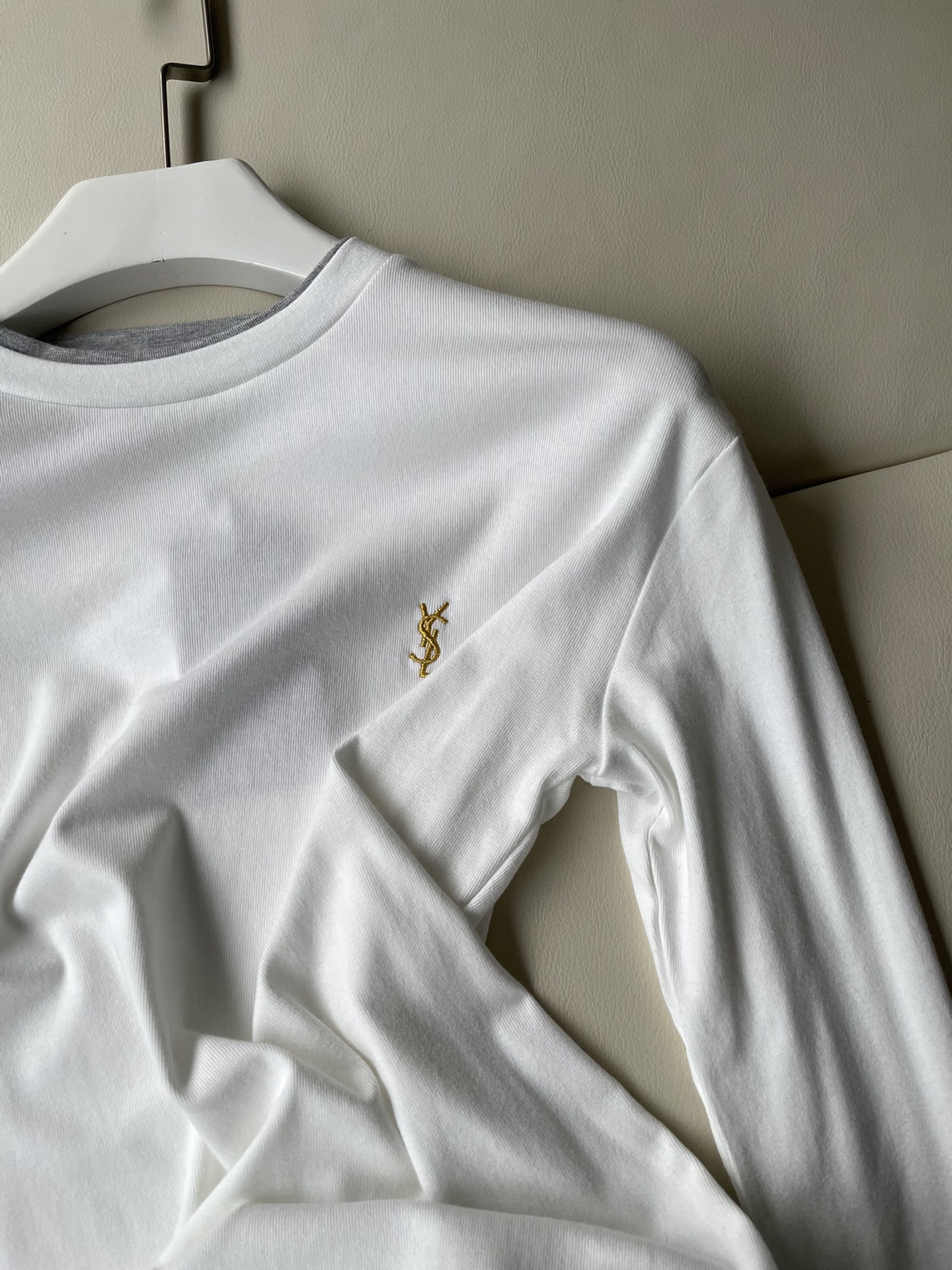 Stylish Female Suit with Collar Designs and Soft Fabric for Comfortable Wear - 图片 5