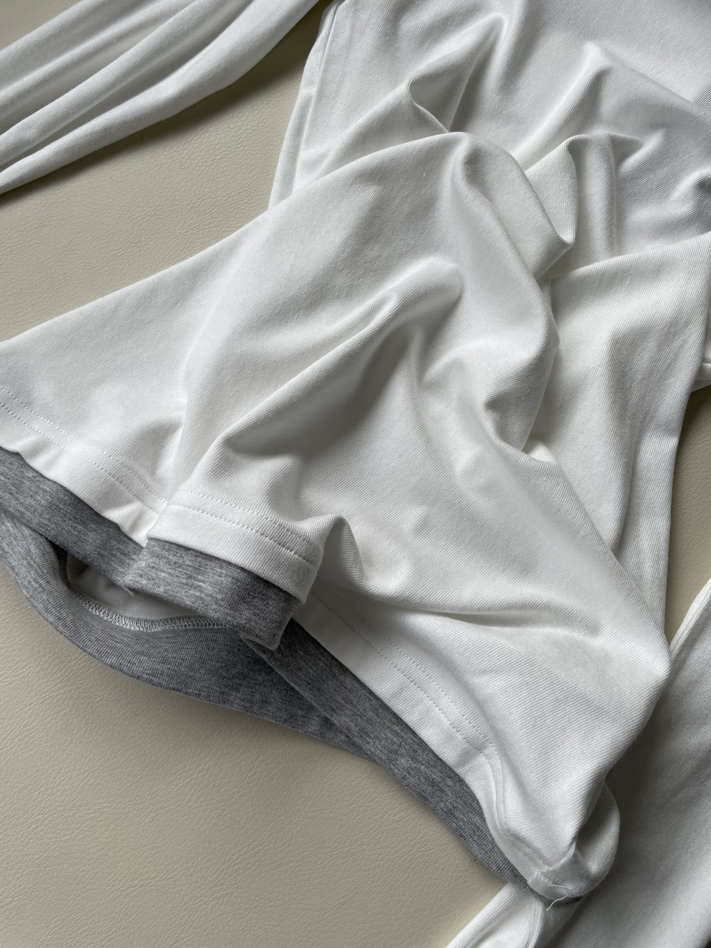 Stylish Female Suit with Collar Designs and Soft Fabric for Comfortable Wear - 图片 4