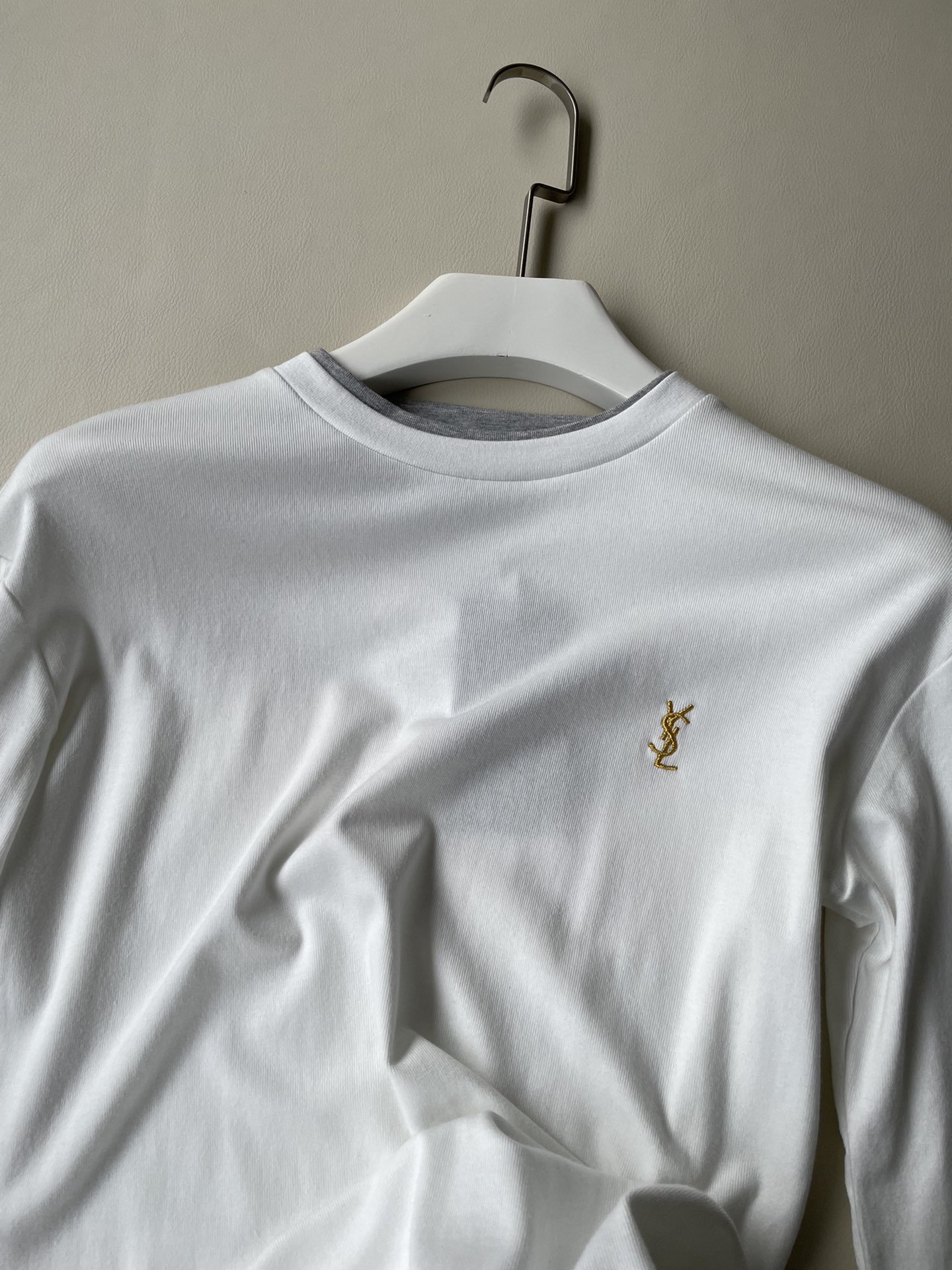 Stylish Female Suit with Collar Designs and Soft Fabric for Comfortable Wear - 图片 2