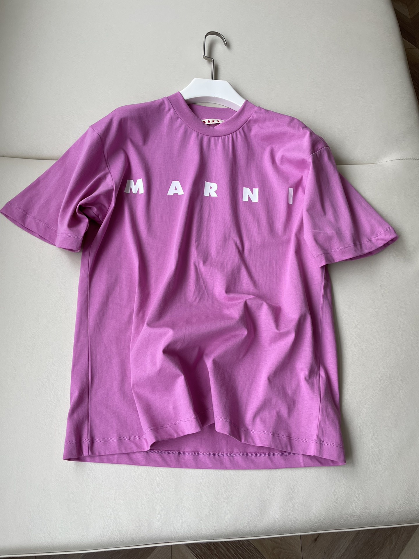 Marni’s Classic T-Shirt in One-Size-Fits-All Package with Turkish Cotton (20 words)