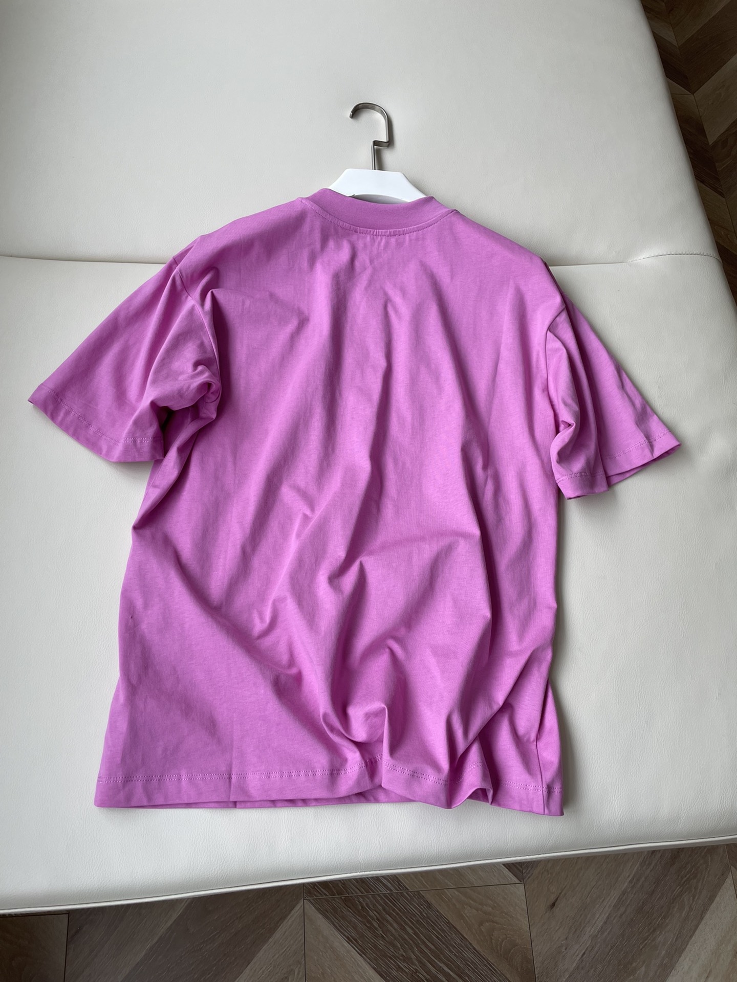 Marni’s Classic T-Shirt in One-Size-Fits-All Package with Turkish Cotton (20 words) - 图片 8
