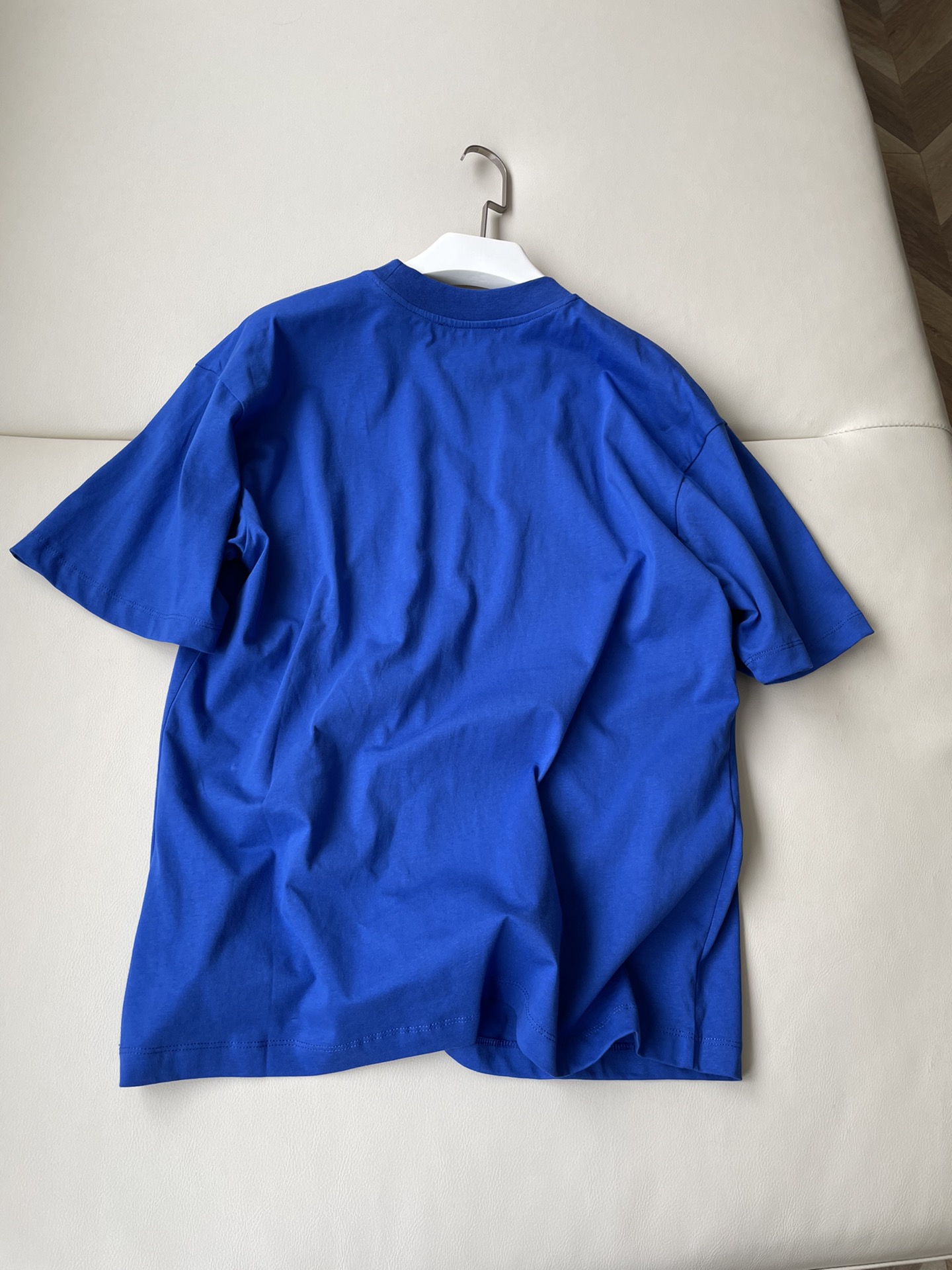 Marni’s Classic T-Shirt: Gender-Neutral One-Size Turkish Cotton Package - 图片 8