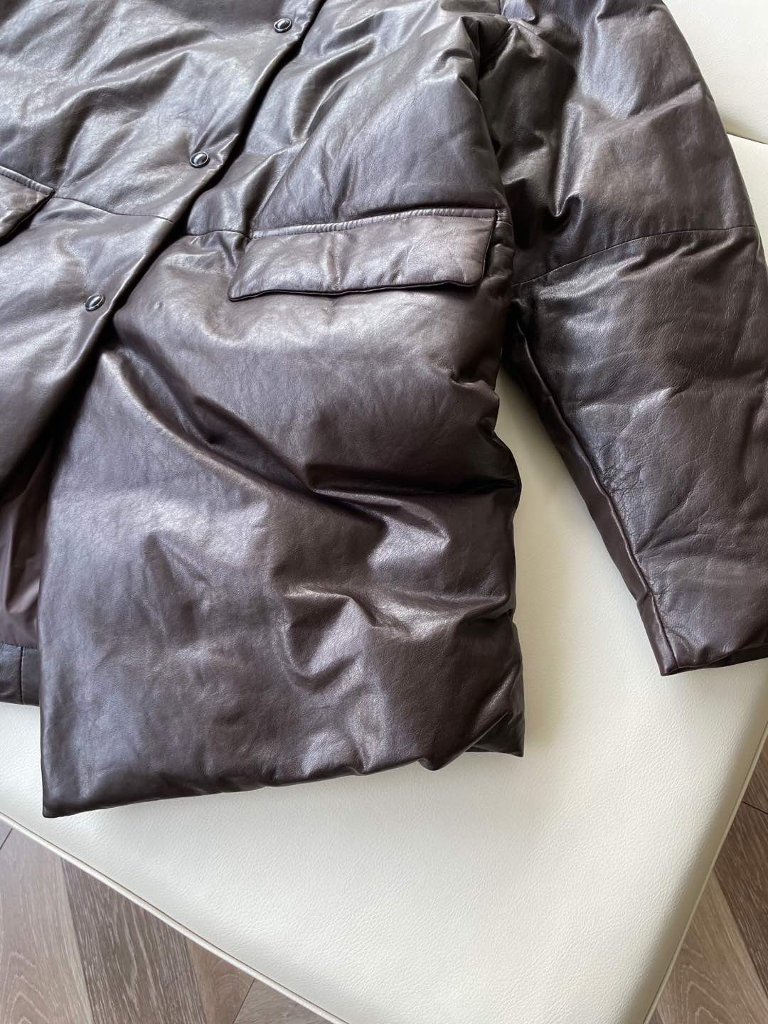 GilSander Women’s Single-Rate Leather Suit: Thin, Warm, and Elegant - 图片 4