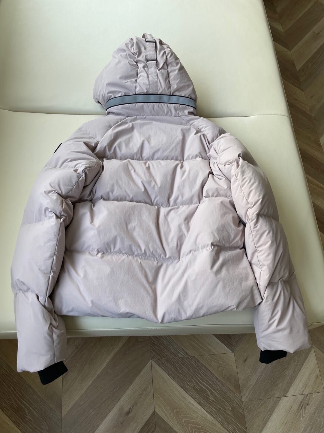 Velvet Outdoor Suit with Durable Fabric and Reflective Features - 图片 7