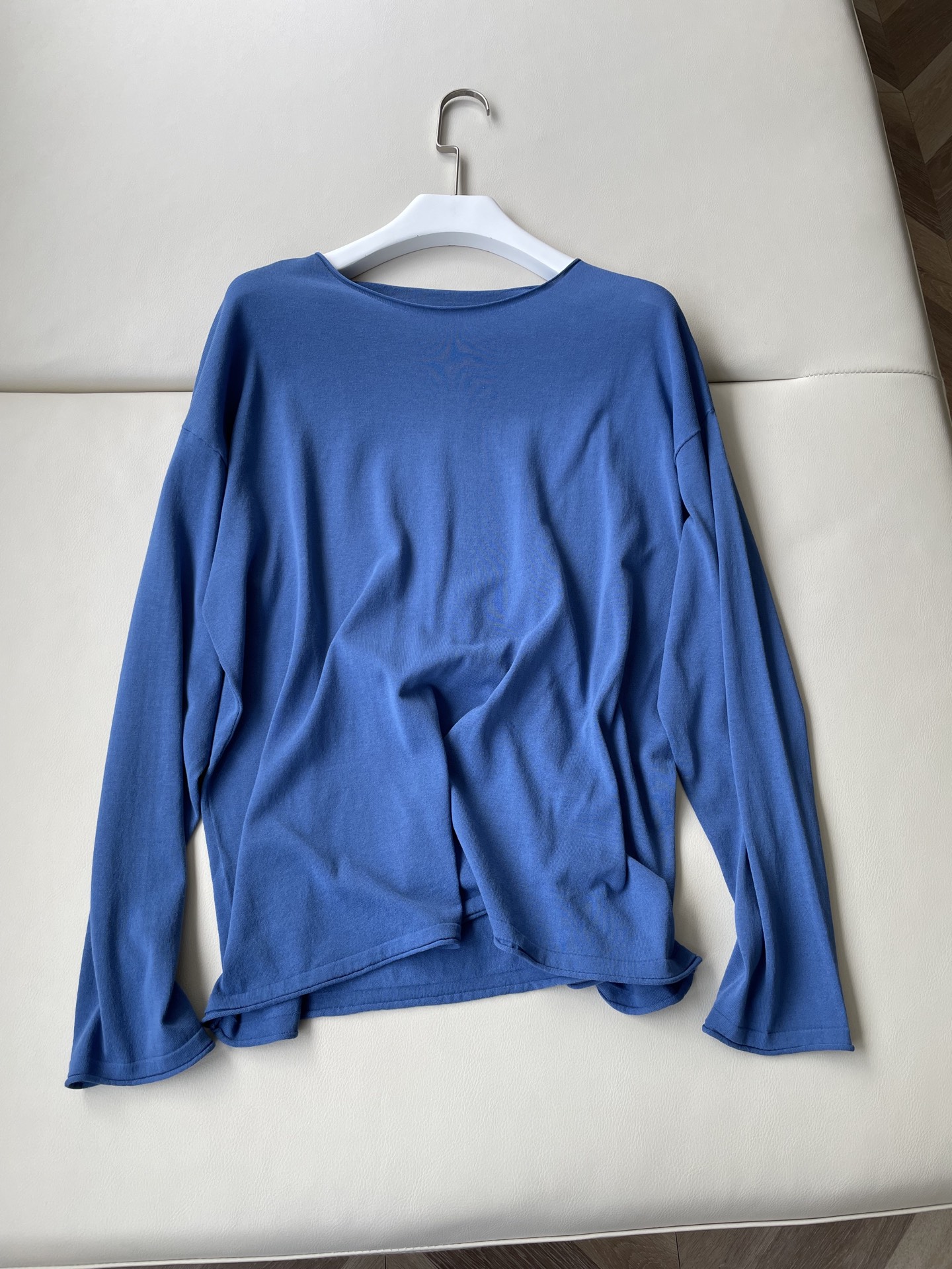 TheRow 25 Knitting Blouse: Simple, Soft, Elastic, Comfortable in Black, White, Blue - 图片 1