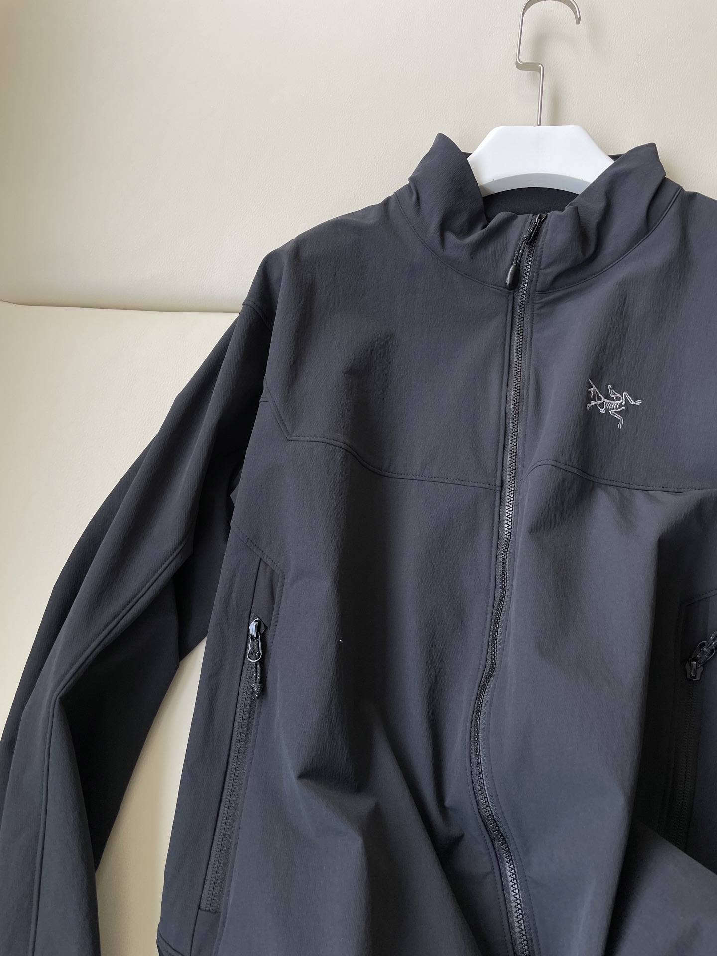 ARCTERYXGAMMAJACKET Windproof Soft-Shell Jacket for Climbing and Daily Wear - 图片 3