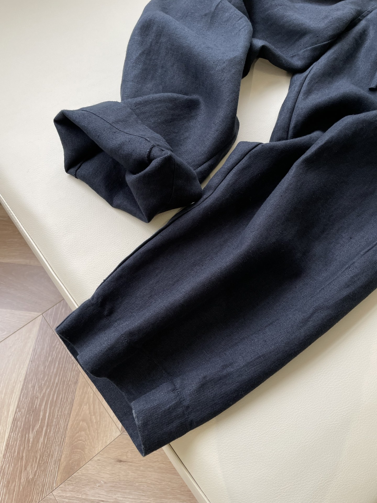 Sand-Washed Linen Suit: Comfortable, Stylish, and Breathable with Unique Design - 图片 3