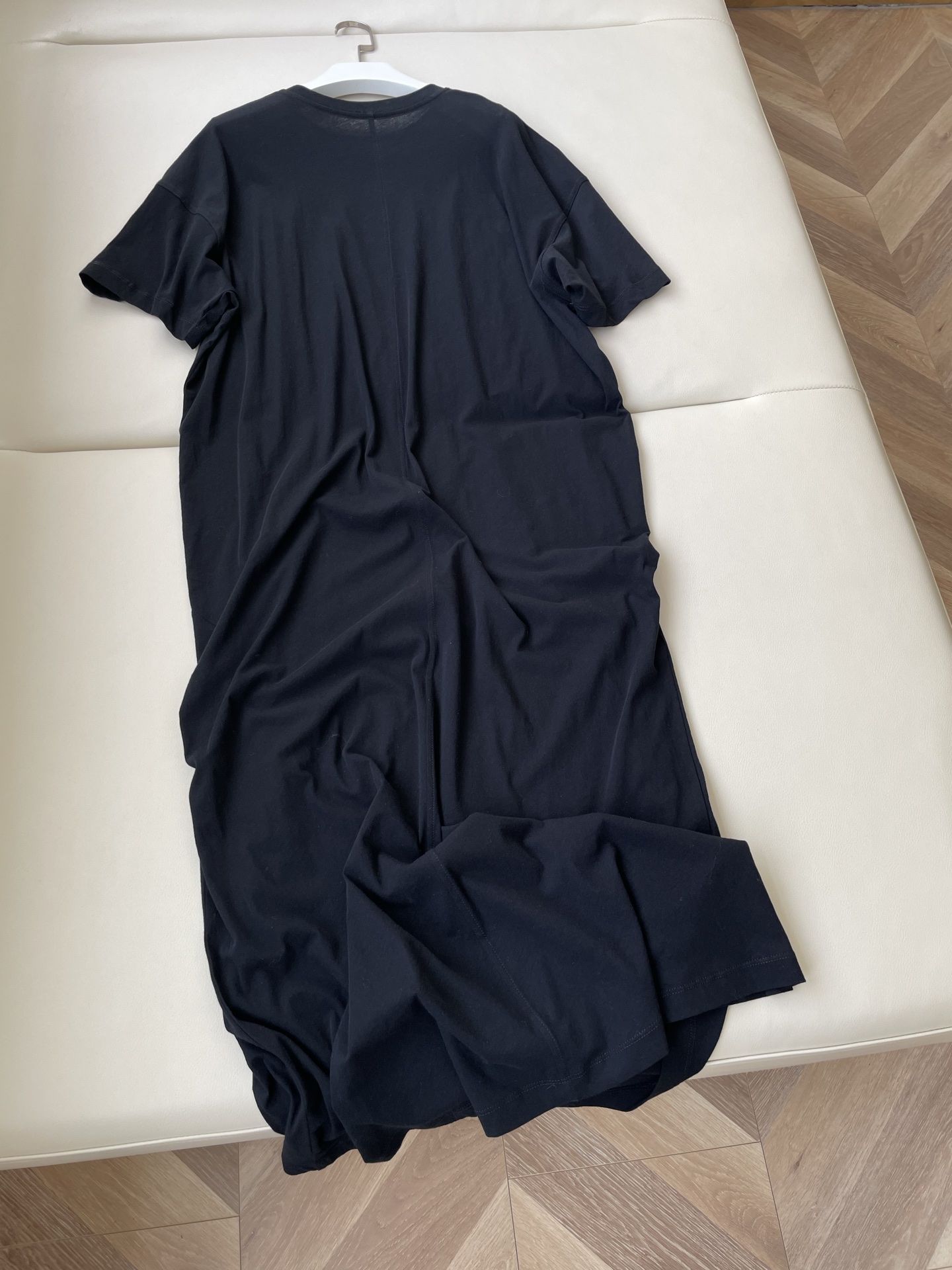 Comfortable One-Size-Fits-All Female Dress with Custom T-Shirts and Unique Cotton Fabric - 图片 8