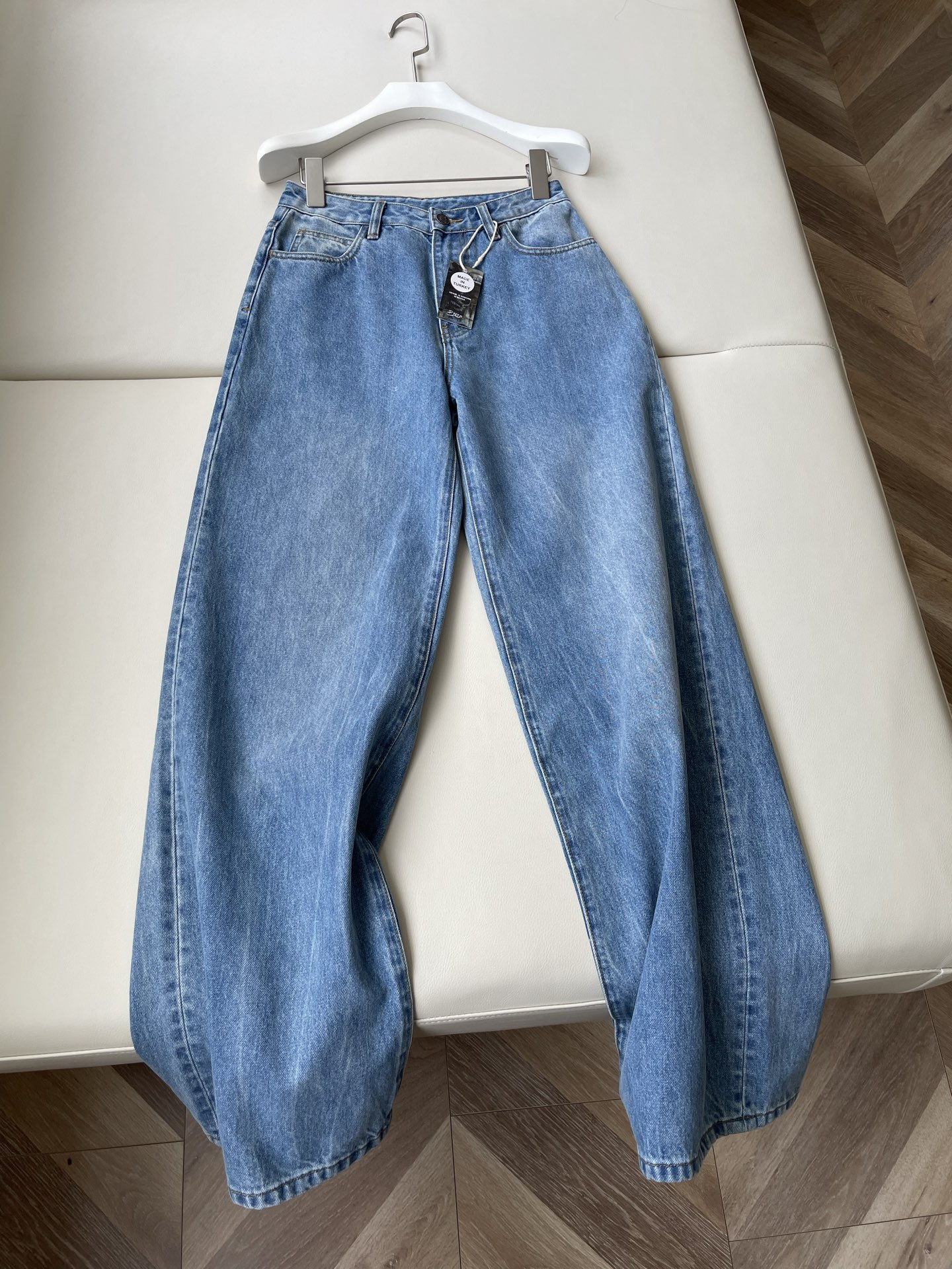 Water-Washing Women’s Suit by TheowEglitta: Fashionable, Comfortable, and Stylish - 图片 1