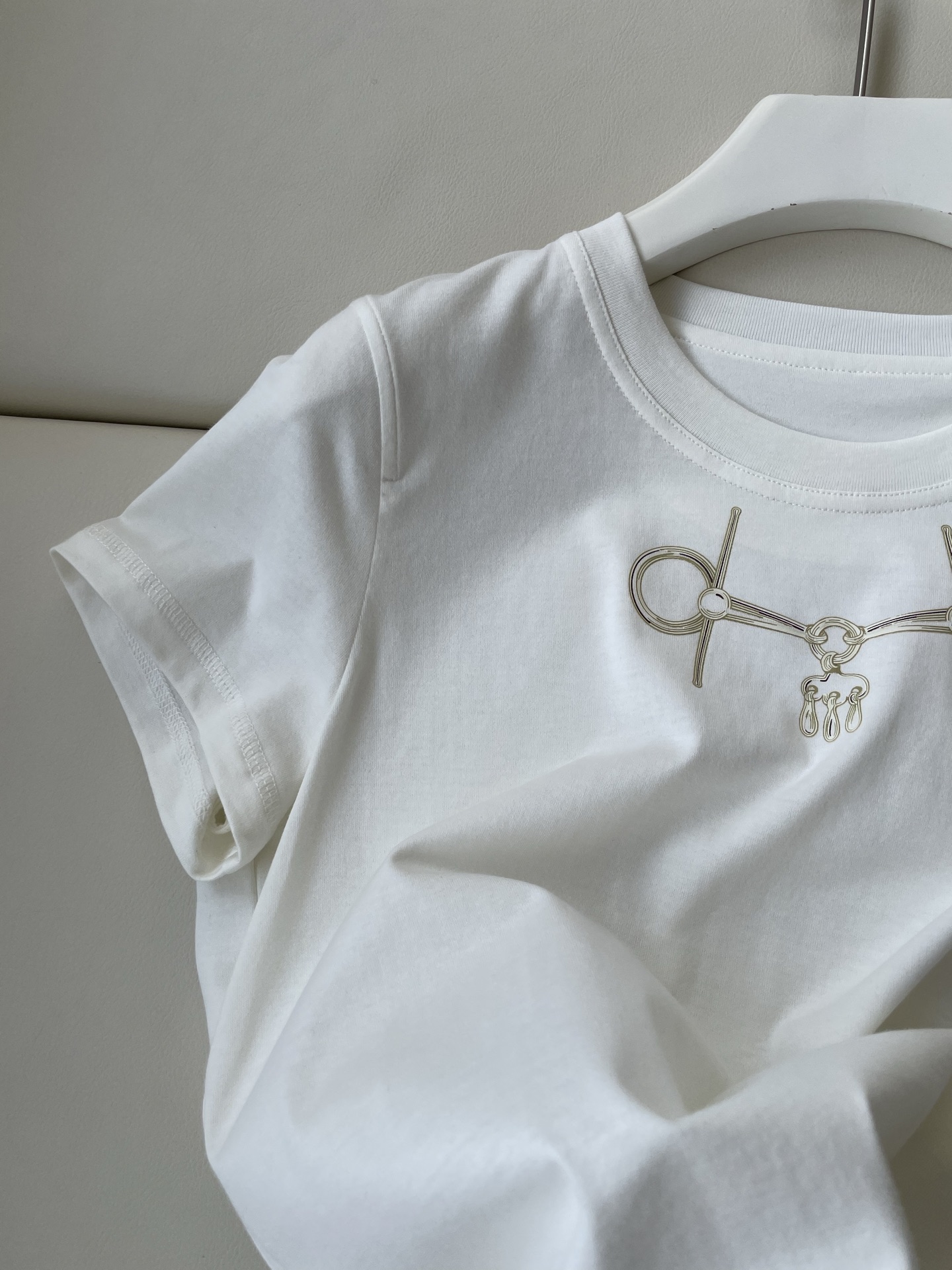 Filament Cotton Female Suit: Silk-like, Comfortable, and Versatile - 图片 3