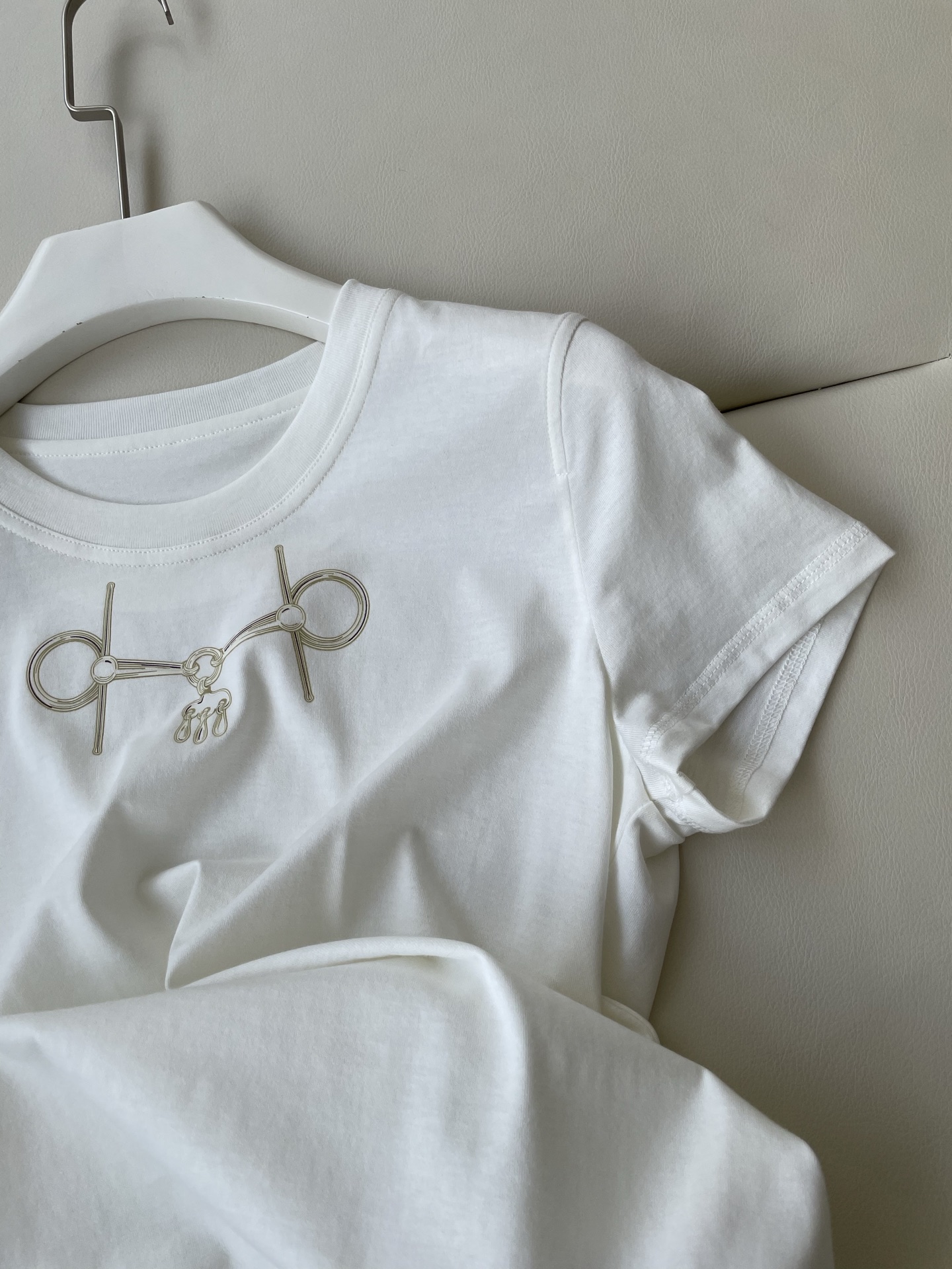 Filament Cotton Female Suit: Silk-like, Comfortable, and Versatile - 图片 5