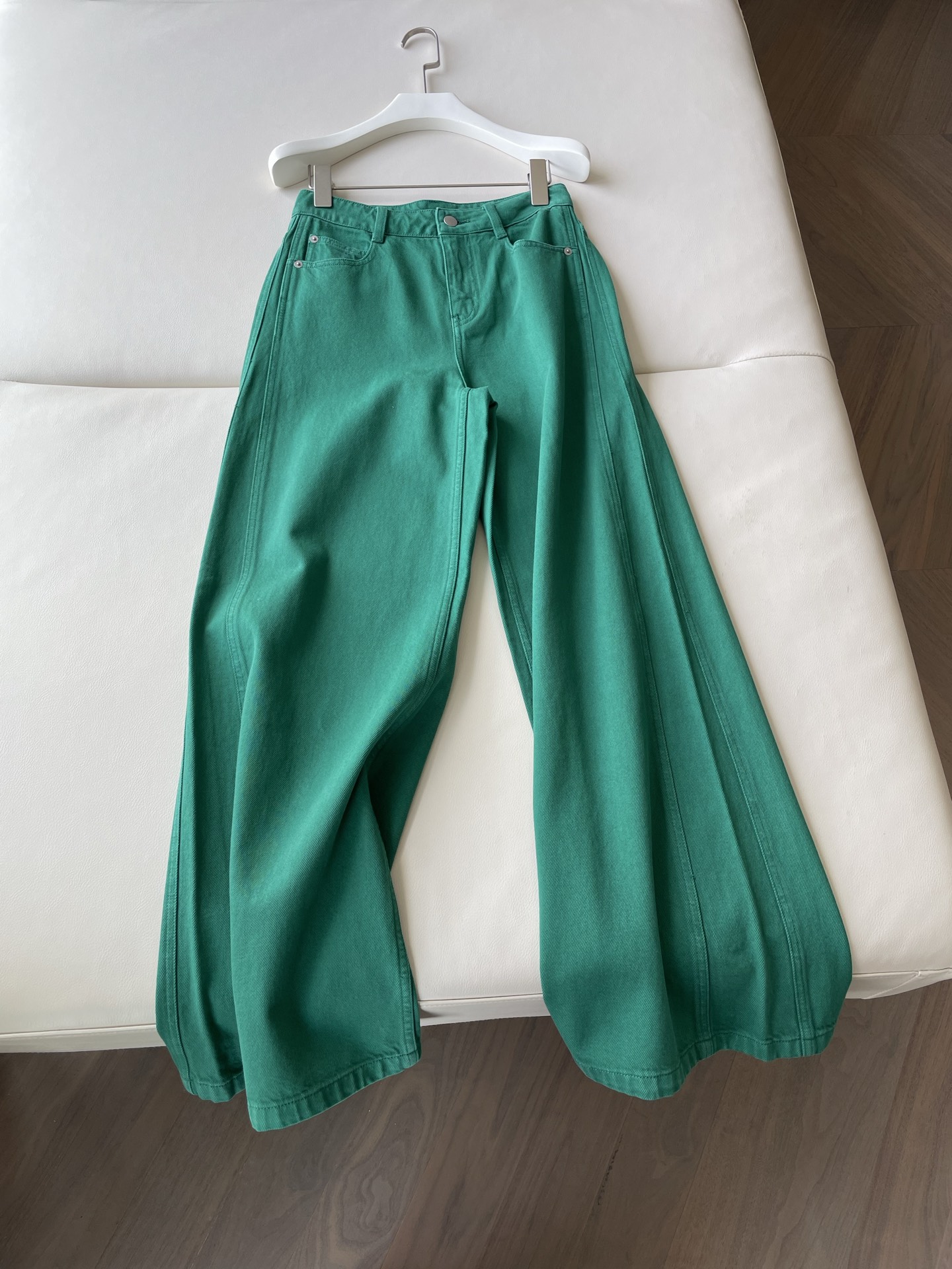 BV Brand Women’s Suit: Comfortable, Stylish, Perfect Fit for Summer Street Style - 图片 1