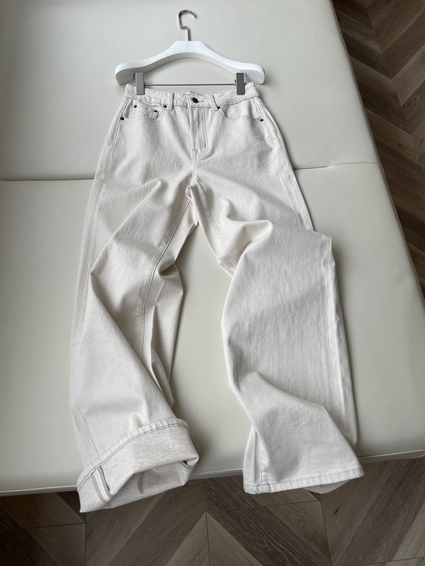 THEROWEglitta Women’s Linen Suit: Comfortable, Stylish, and Versatile