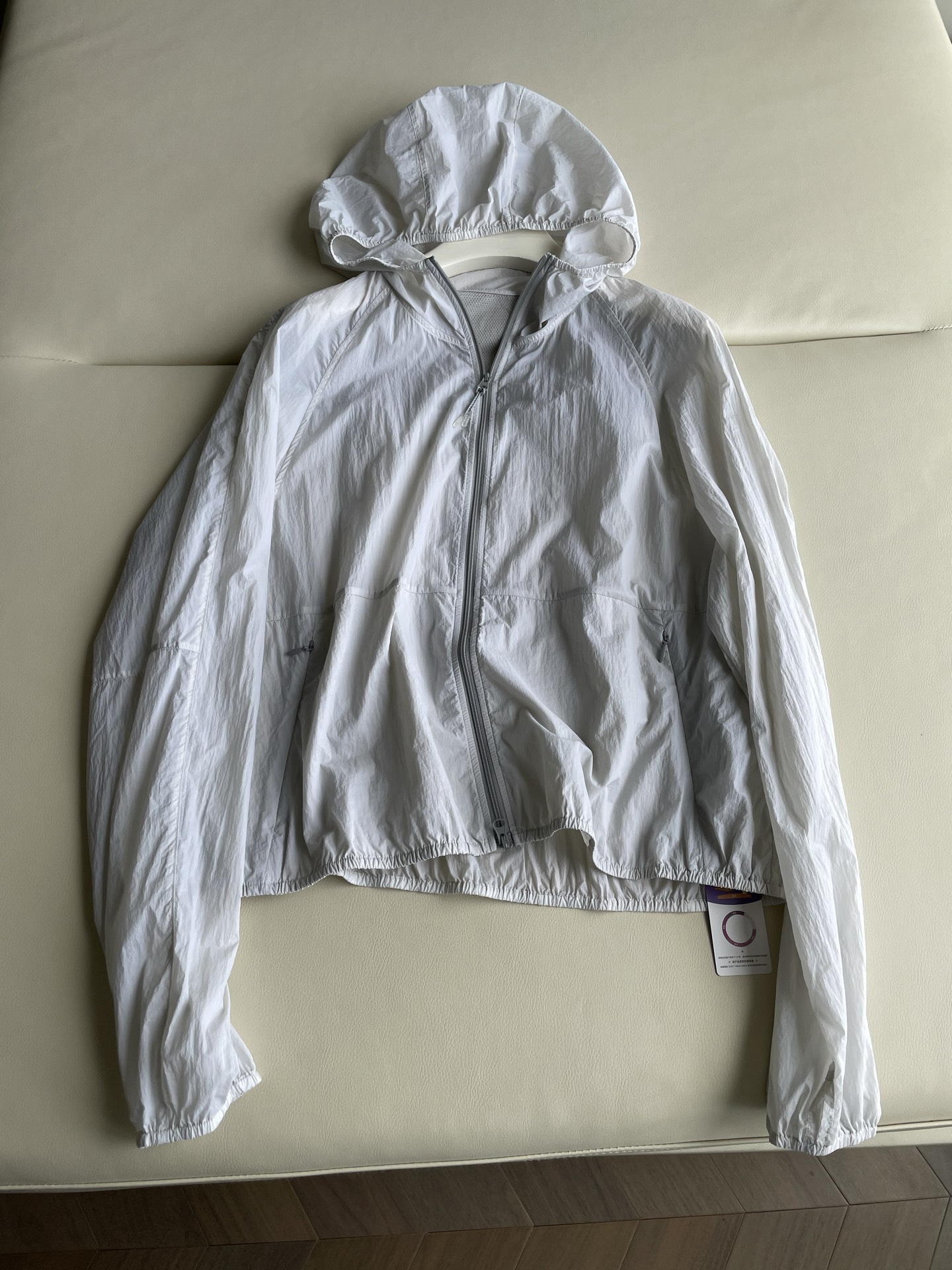 Hitech Sun-Proof Female Pack: Lightweight, UPF115+, Stylish Design, Functional Features. - 图片 1