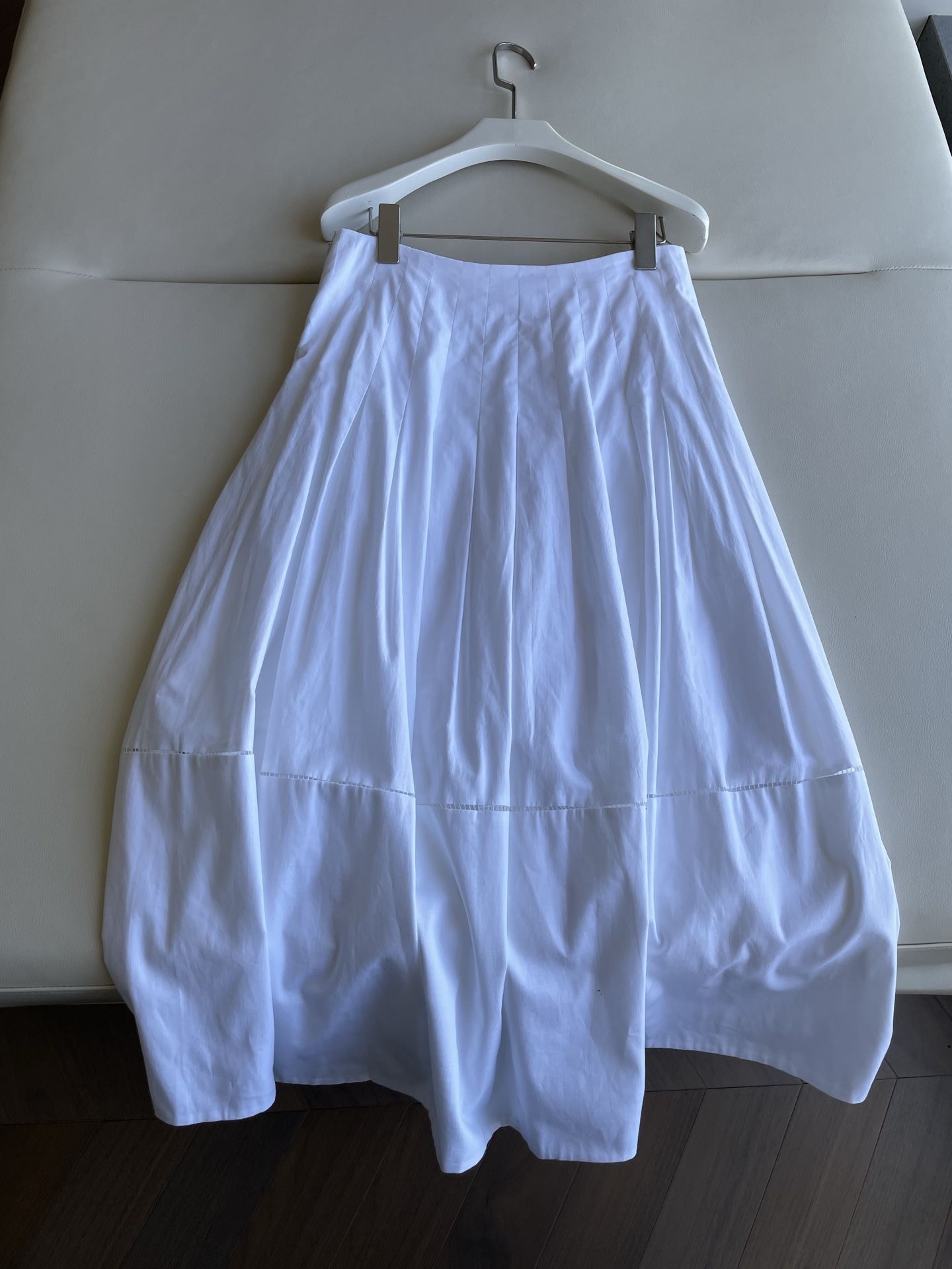 High-Quality Customized Cotton Suit with Unique Design and Breathable Fabric - 图片 8