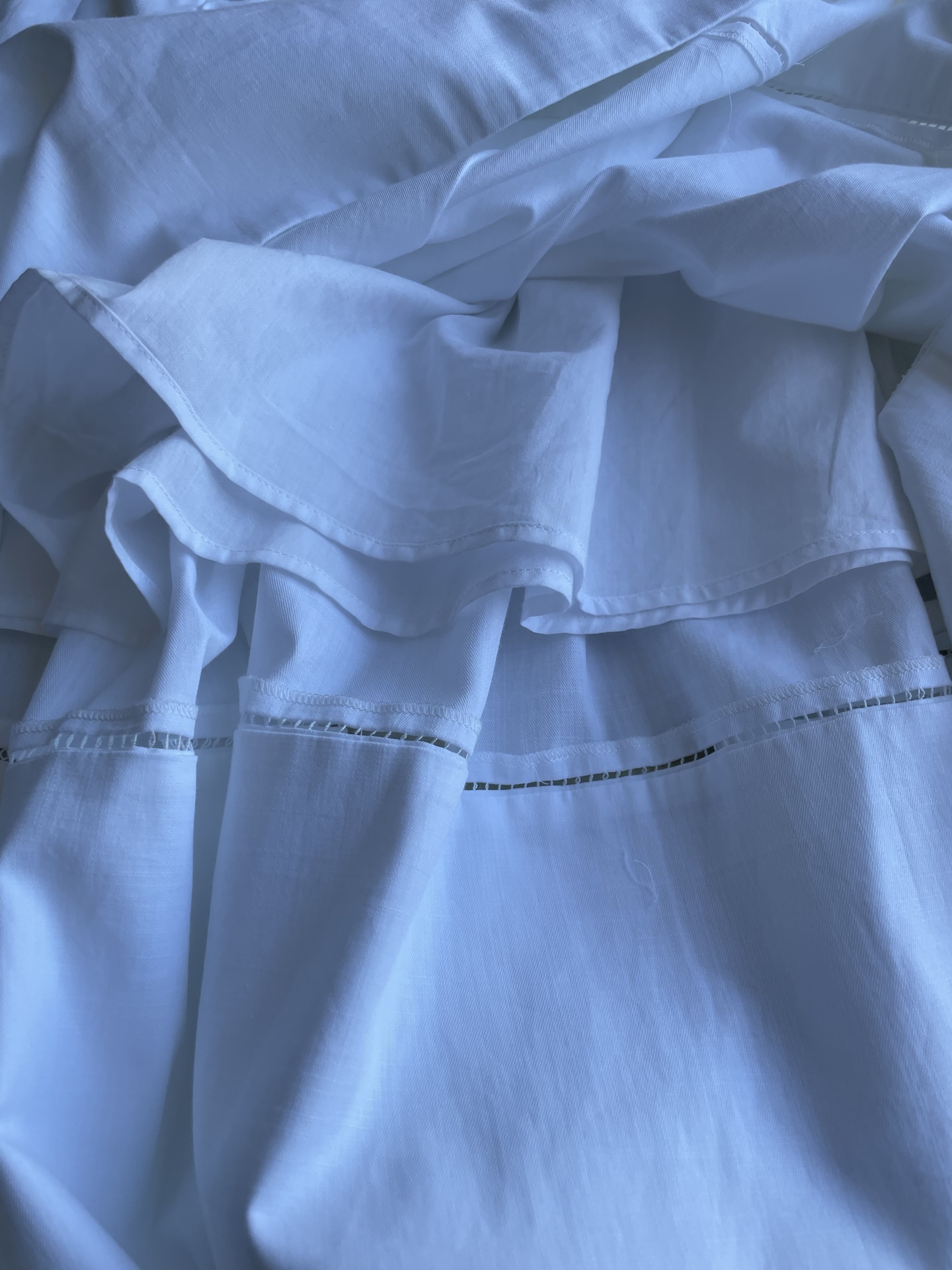 High-Quality Customized Cotton Suit with Unique Design and Breathable Fabric - 图片 7