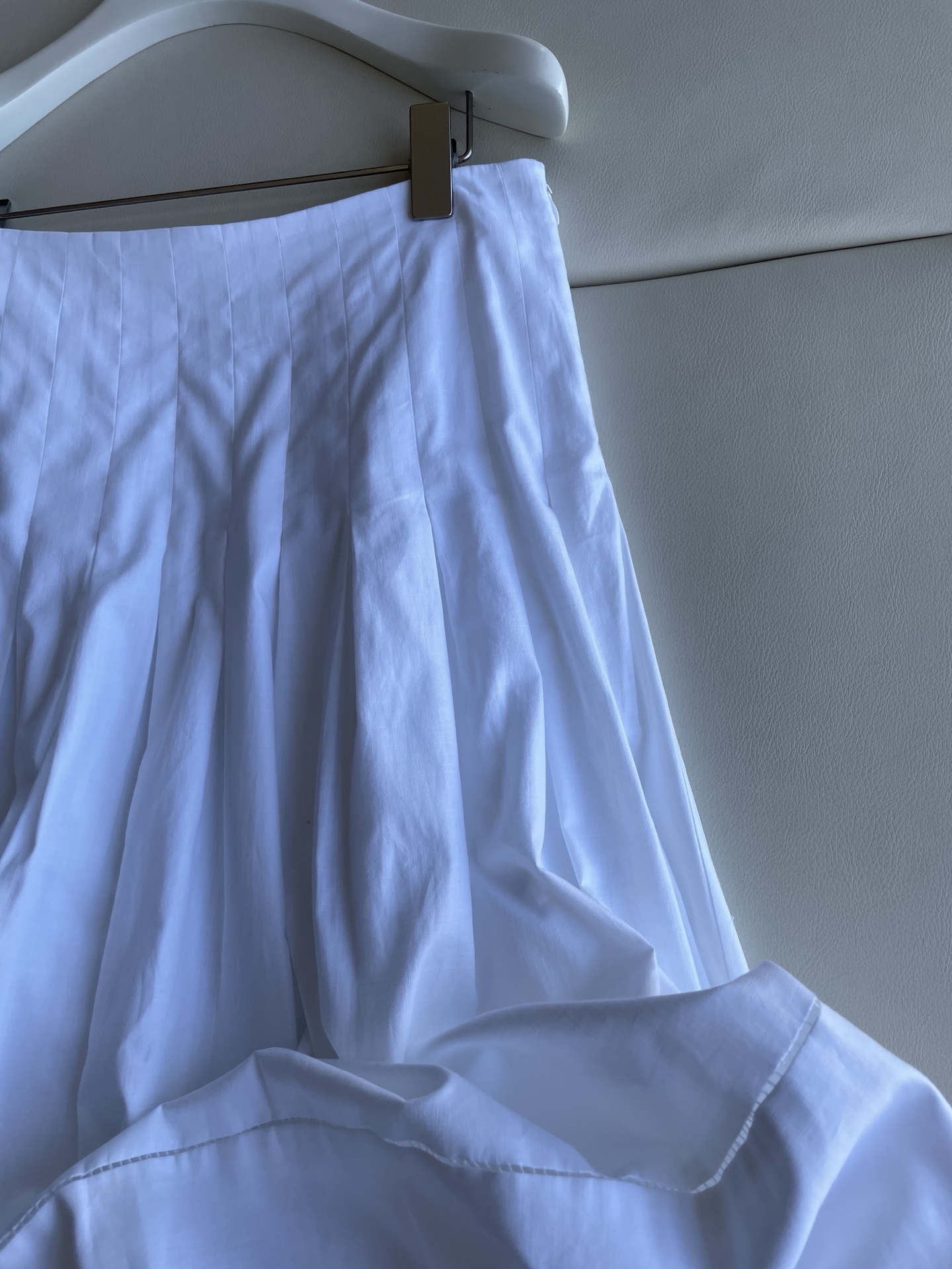 High-Quality Customized Cotton Suit with Unique Design and Breathable Fabric - 图片 5