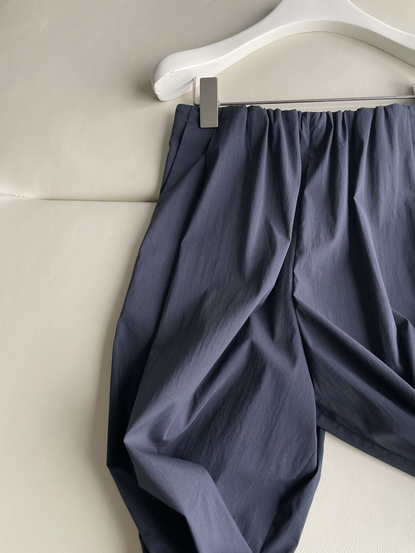 Jil Japanese Fabric Paper Pants Suit: Light, Cozy, and Versatile - 图片 3