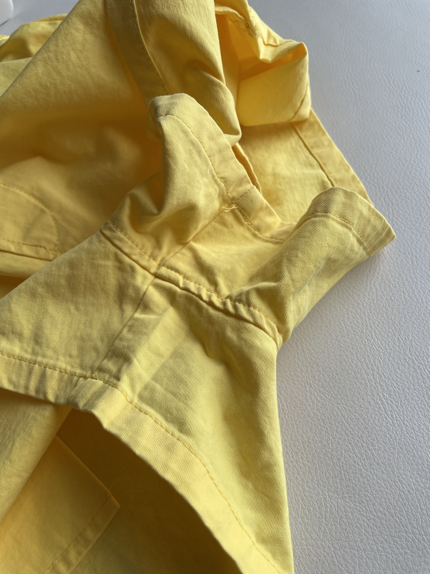 “Dynamic and Cleanfit: Ralph Lauren’s Single Female Suit Review” - 图片 5
