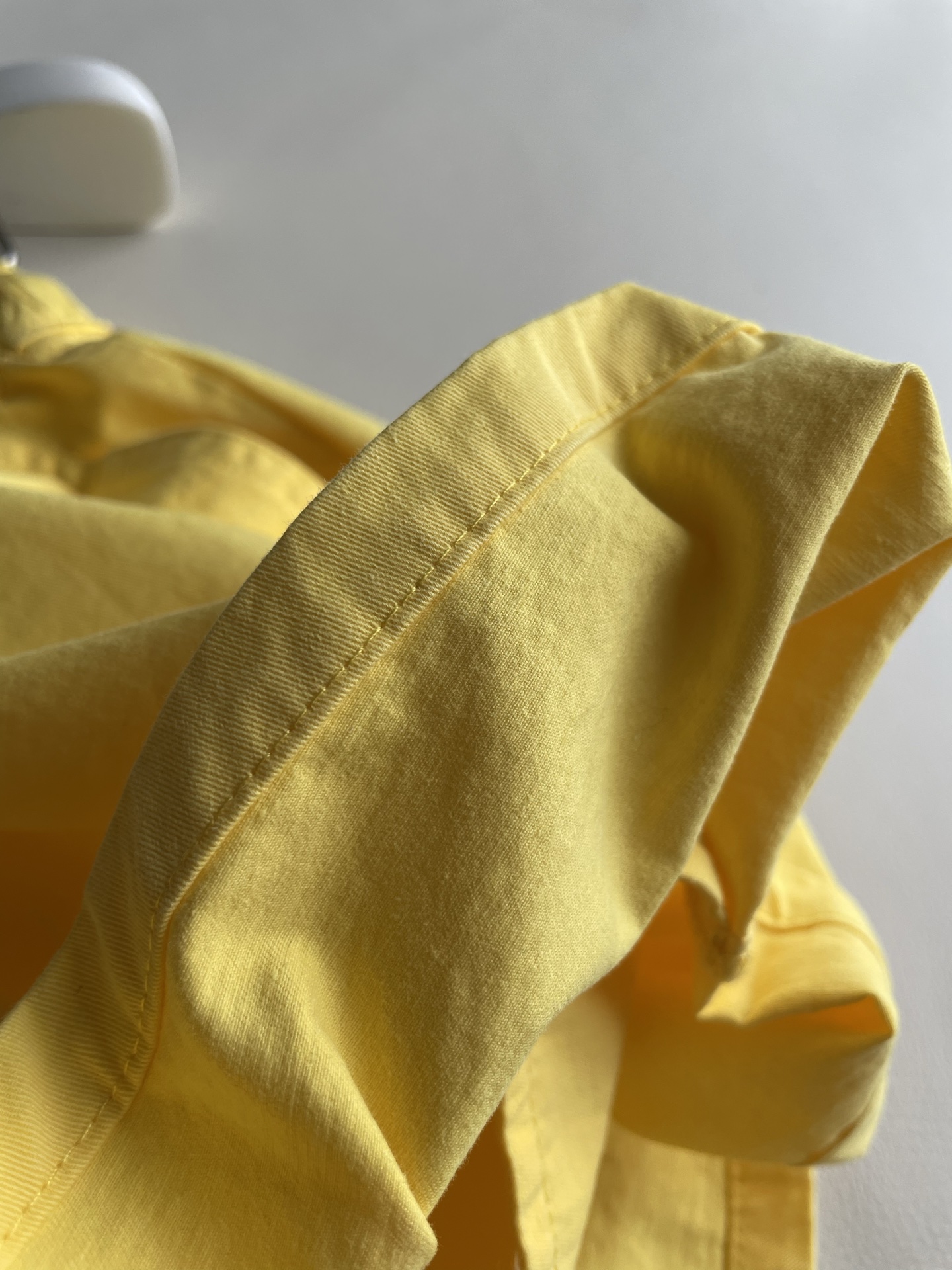 “Dynamic and Cleanfit: Ralph Lauren’s Single Female Suit Review” - 图片 6