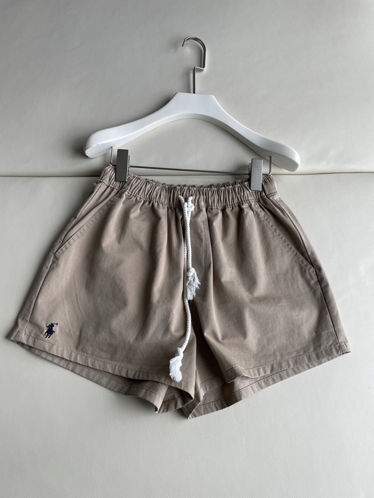 Fashion Review: Dynamic Female Suit by Ralph Lauren for Summer, SML Sizes
