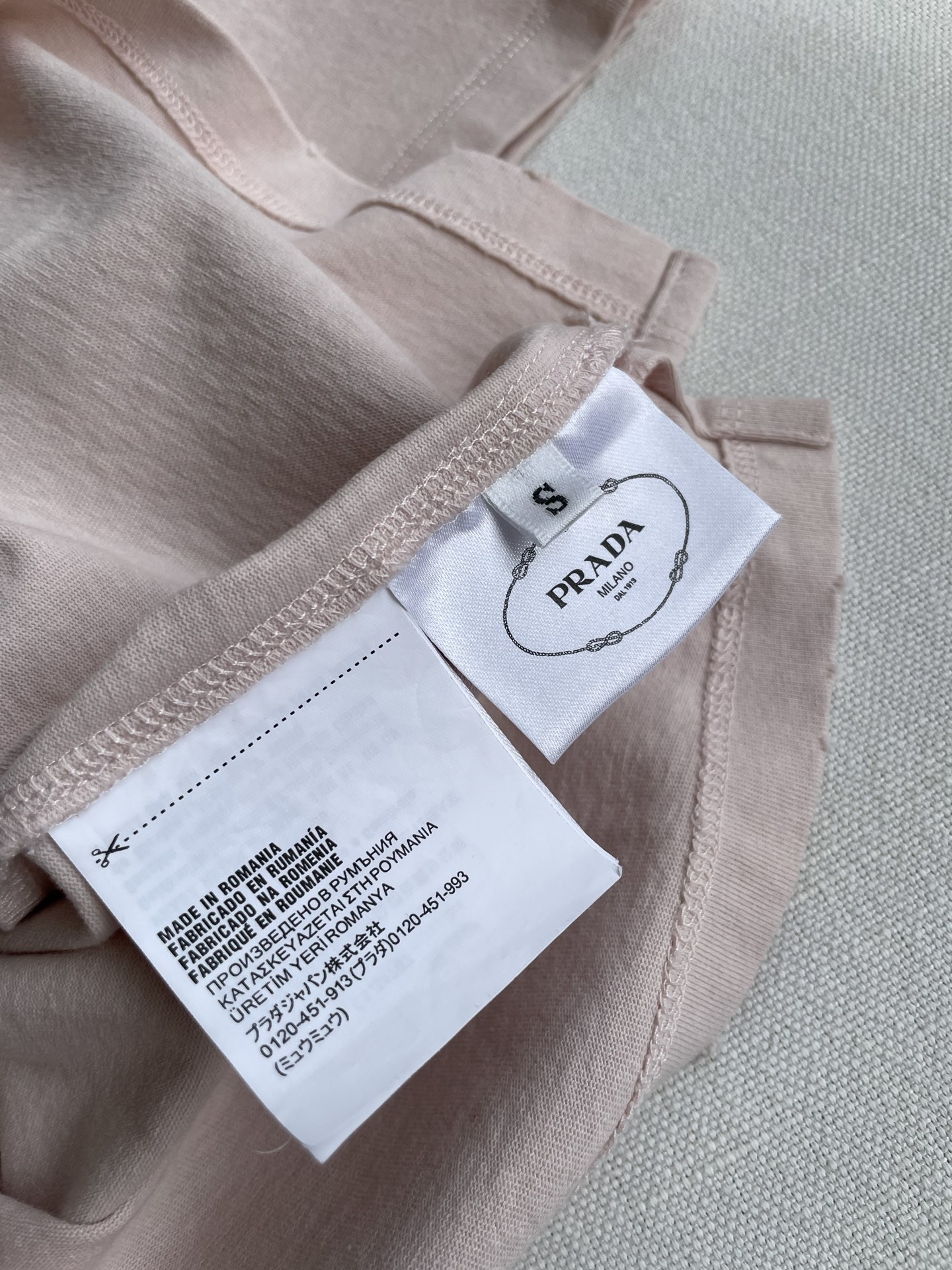 Prada Logo Embroidered Cotton T-shirt in Original Hard-core Female Suit - 图片 7