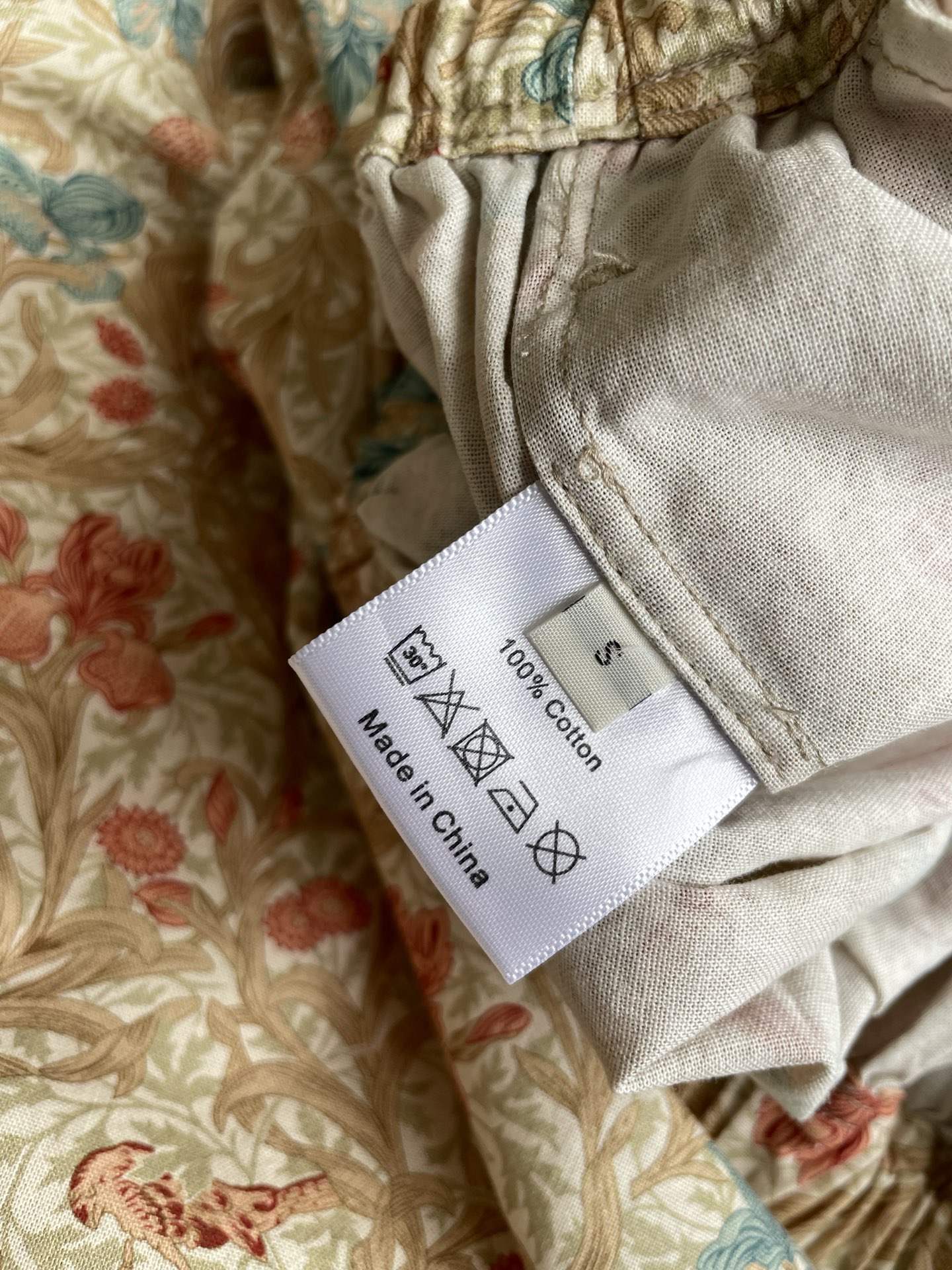 19th Century British Designer William Morris’ Organic Cotton Dress with Japanese Influence - 图片 7