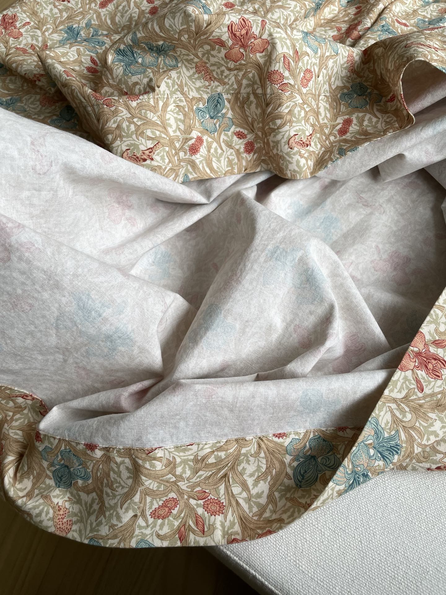 19th Century British Designer William Morris’ Organic Cotton Dress with Japanese Influence - 图片 6