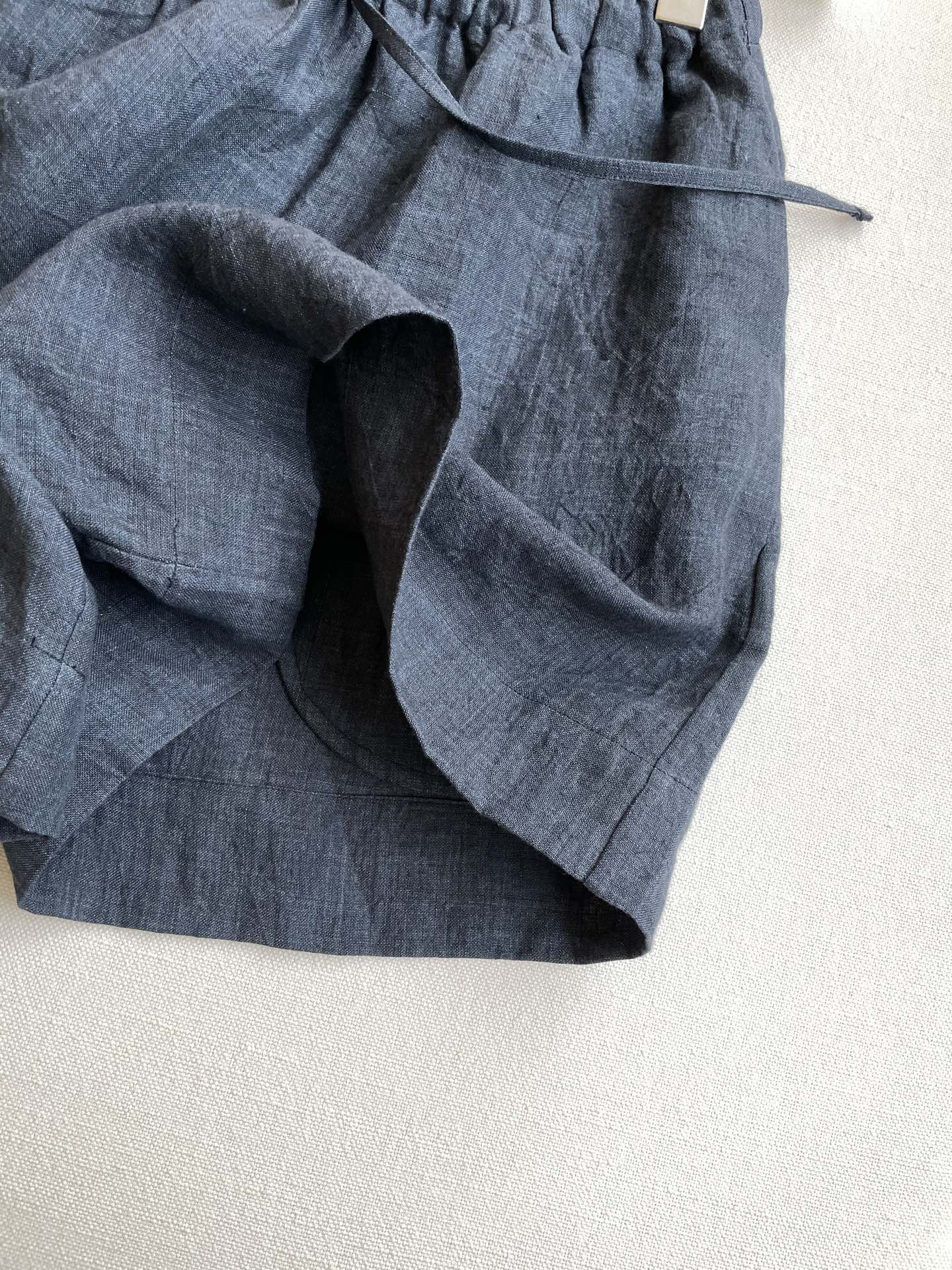 Irish Linen Suit: High-Quality, Retro Style, Unique Colour Weave, Naturalistic Symbol - 图片 5