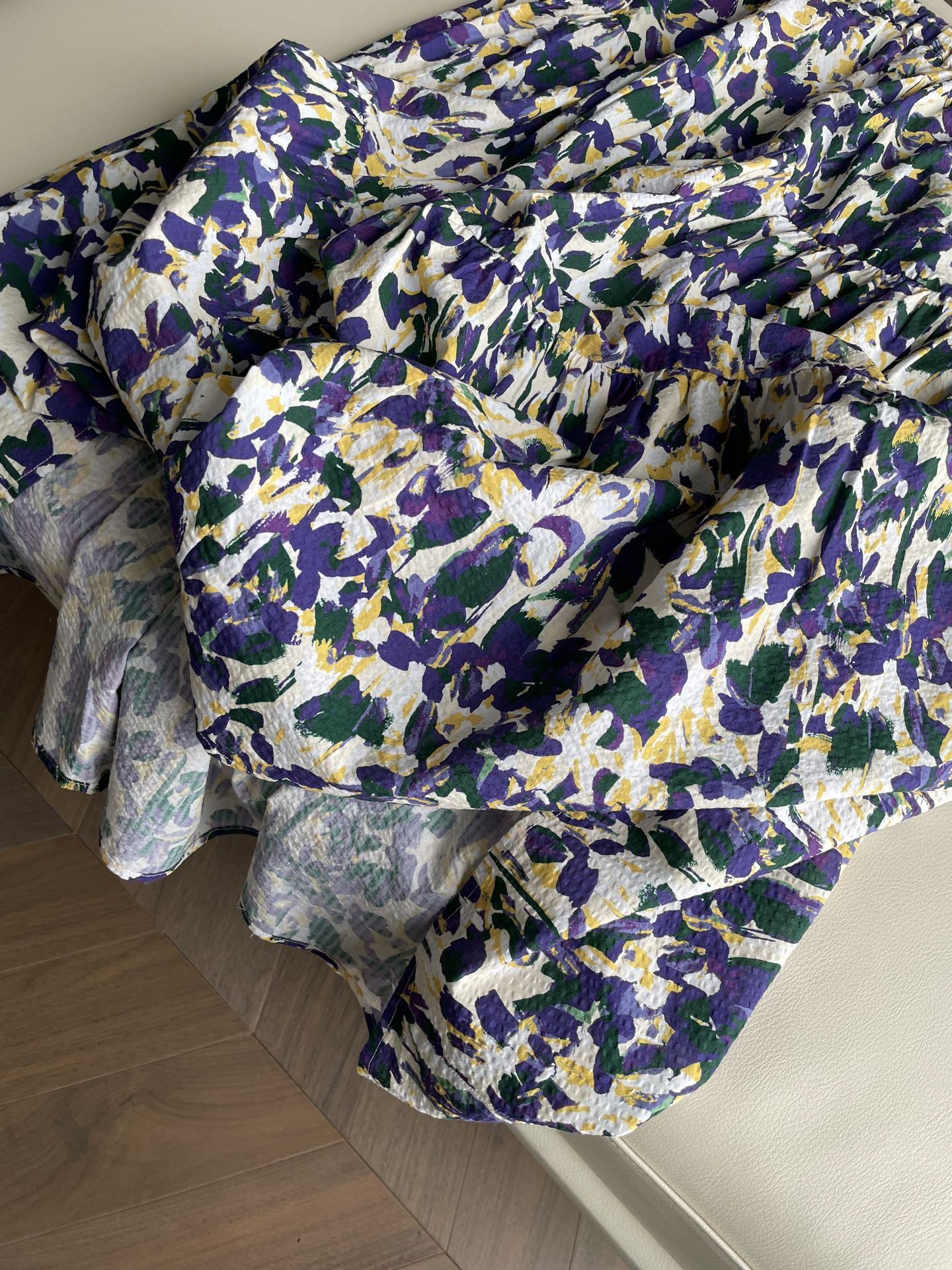 Violet One-Size-Fits-All Female Suit, Imported Japanese Fabric, Wrinkle-Resistant, Size SML - 图片 4