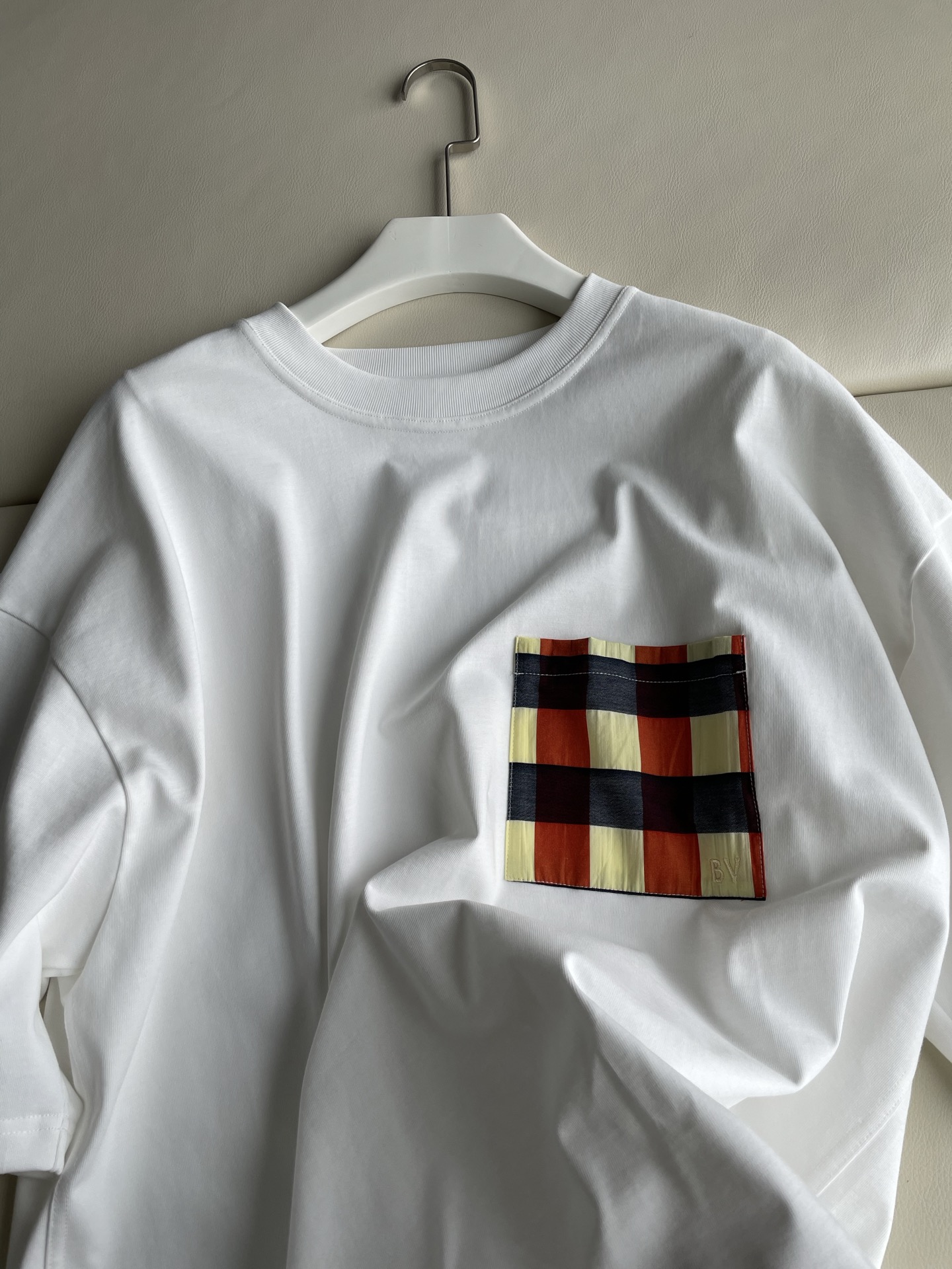 “Co-ed Color Cipher T-shirts Packaged with Single-size Female Suit” - 图片 2