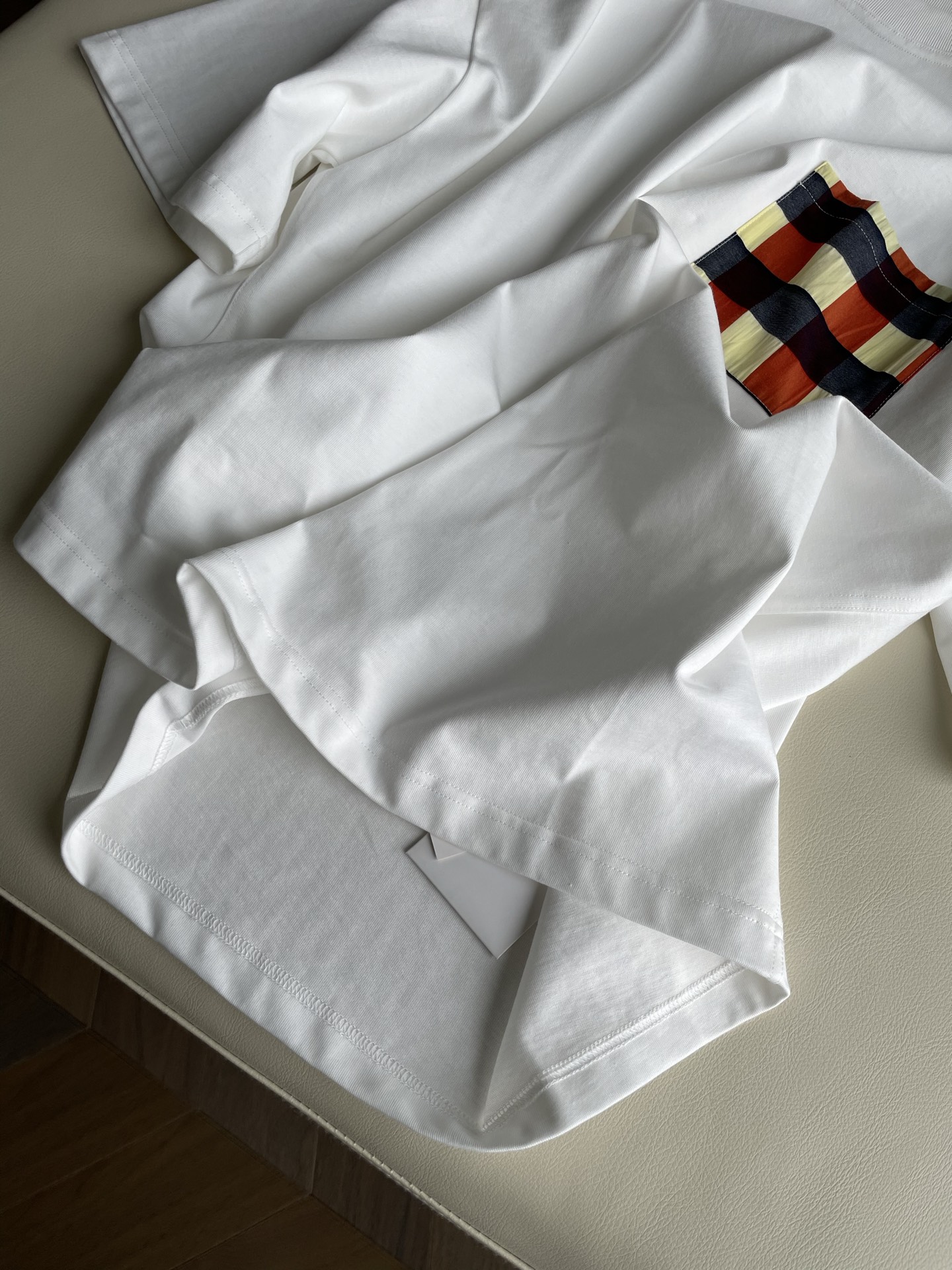 “Co-ed Color Cipher T-shirts Packaged with Single-size Female Suit” - 图片 4