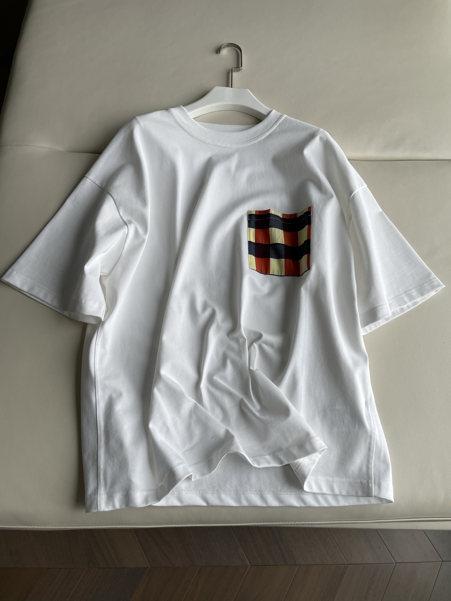 “Co-ed Color Cipher T-shirts Packaged with Single-size Female Suit” - 图片 1