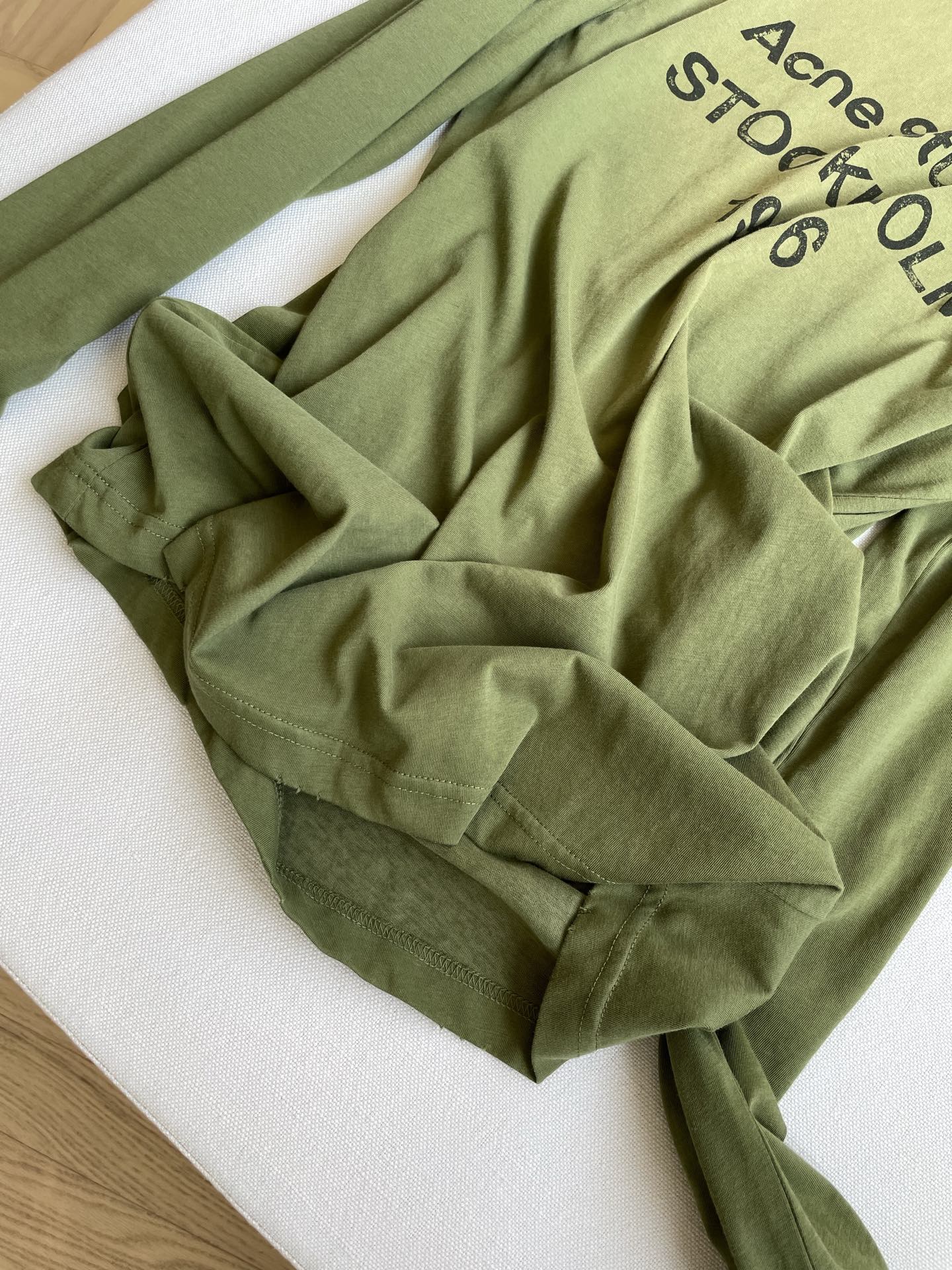 Vintage ACNE Tea Cake 1996 Suit: Original, Hardcore, and Timeless Fashion Statement - 图片 4