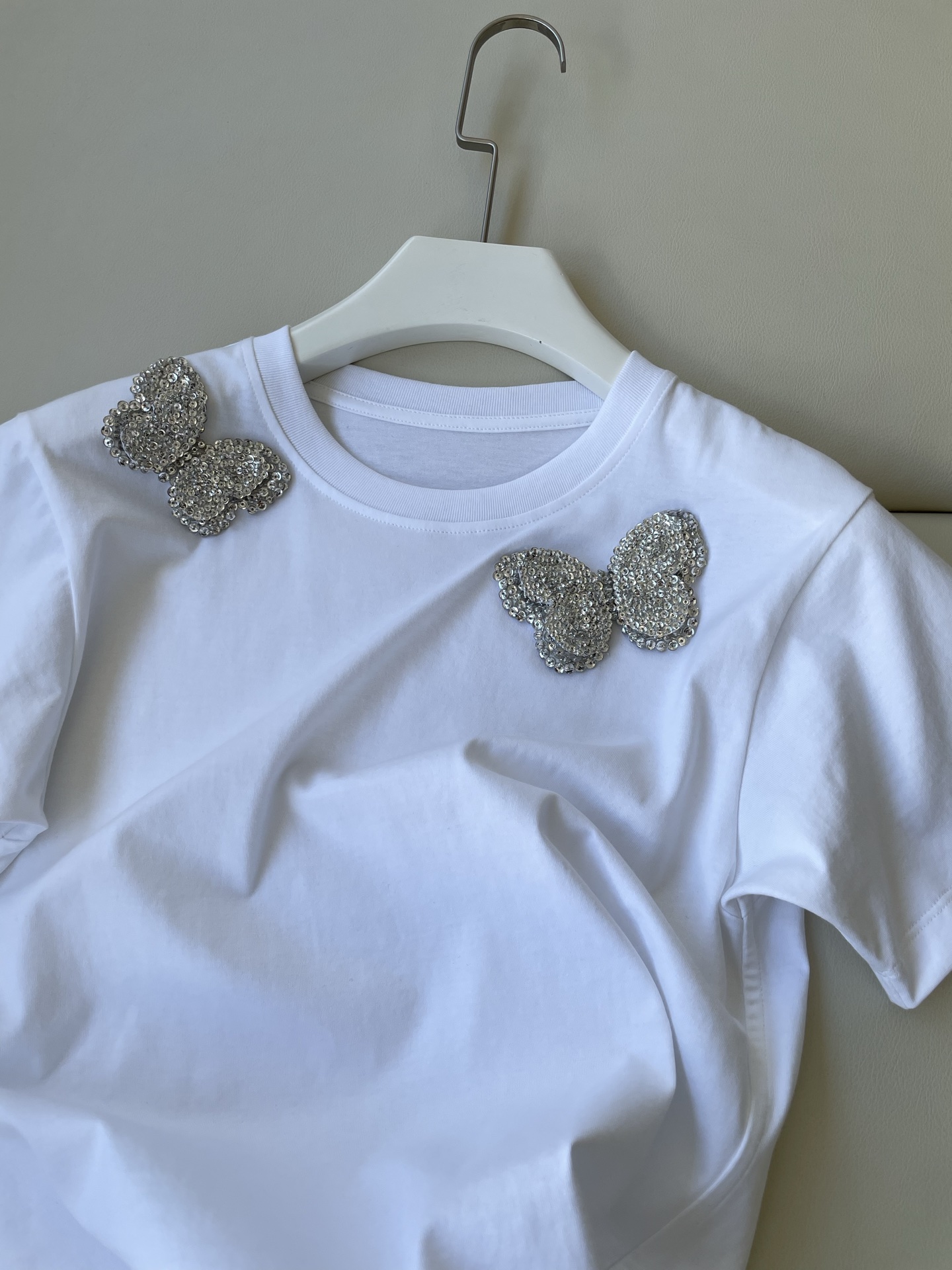 Valentino: Luxury Women’s Clothes for All Sizes, Italian National Brand Since 1960s - 图片 2