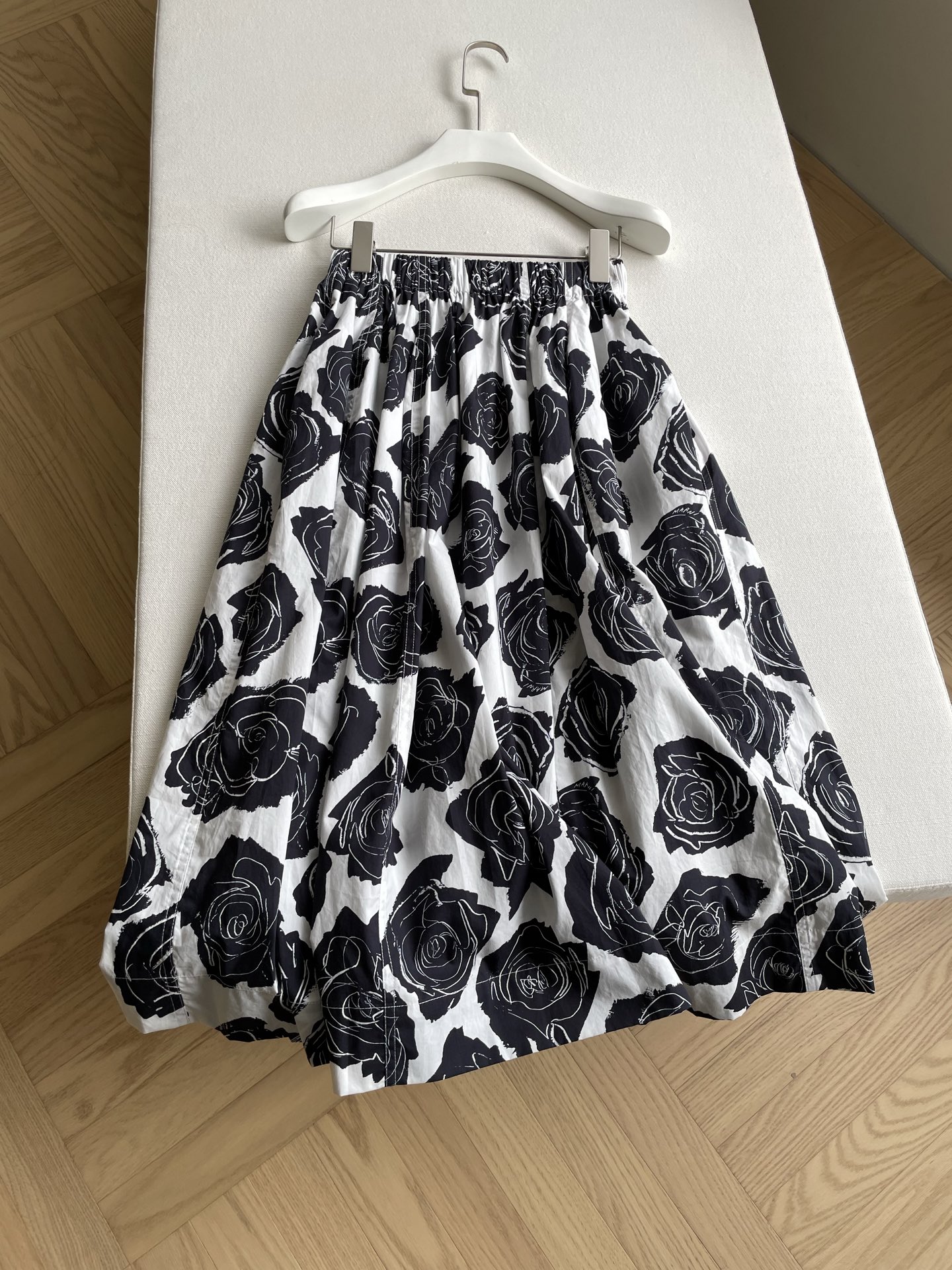Fashion Review: “Stupid Girl” Dress with Marni Roses and Smart Technology.