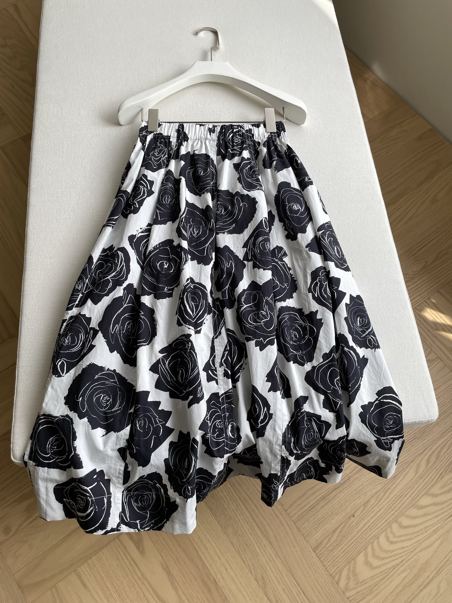 Fashion Review: “Stupid Girl” Dress with Marni Roses and Smart Technology. - 图片 8