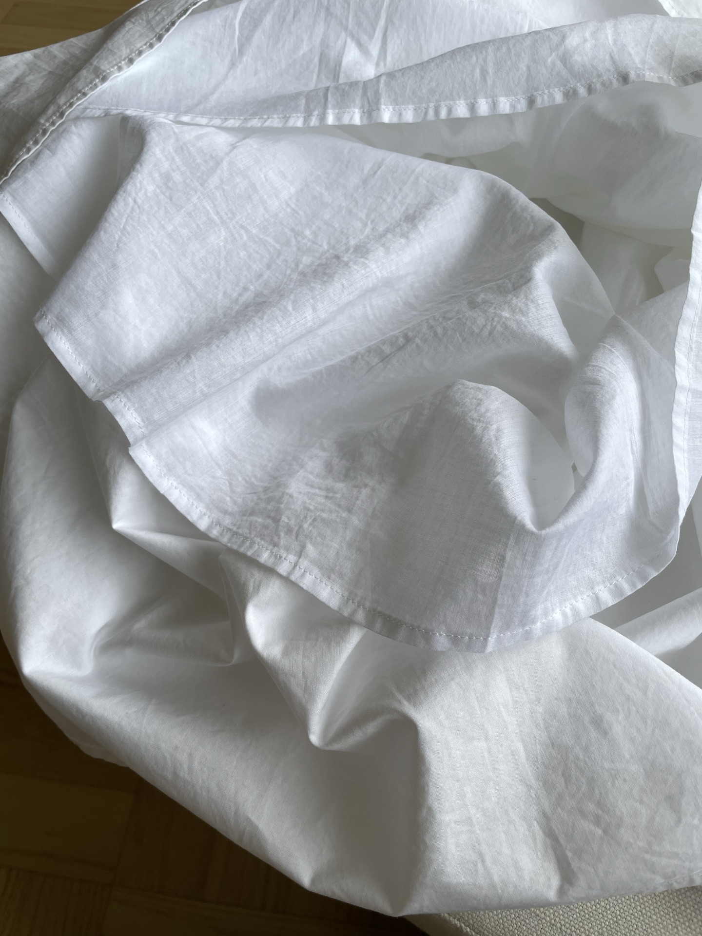 Fashion Review: Sculptural Single-Size Dress with High-Waisted “A” Umbrella Skirt - 图片 6