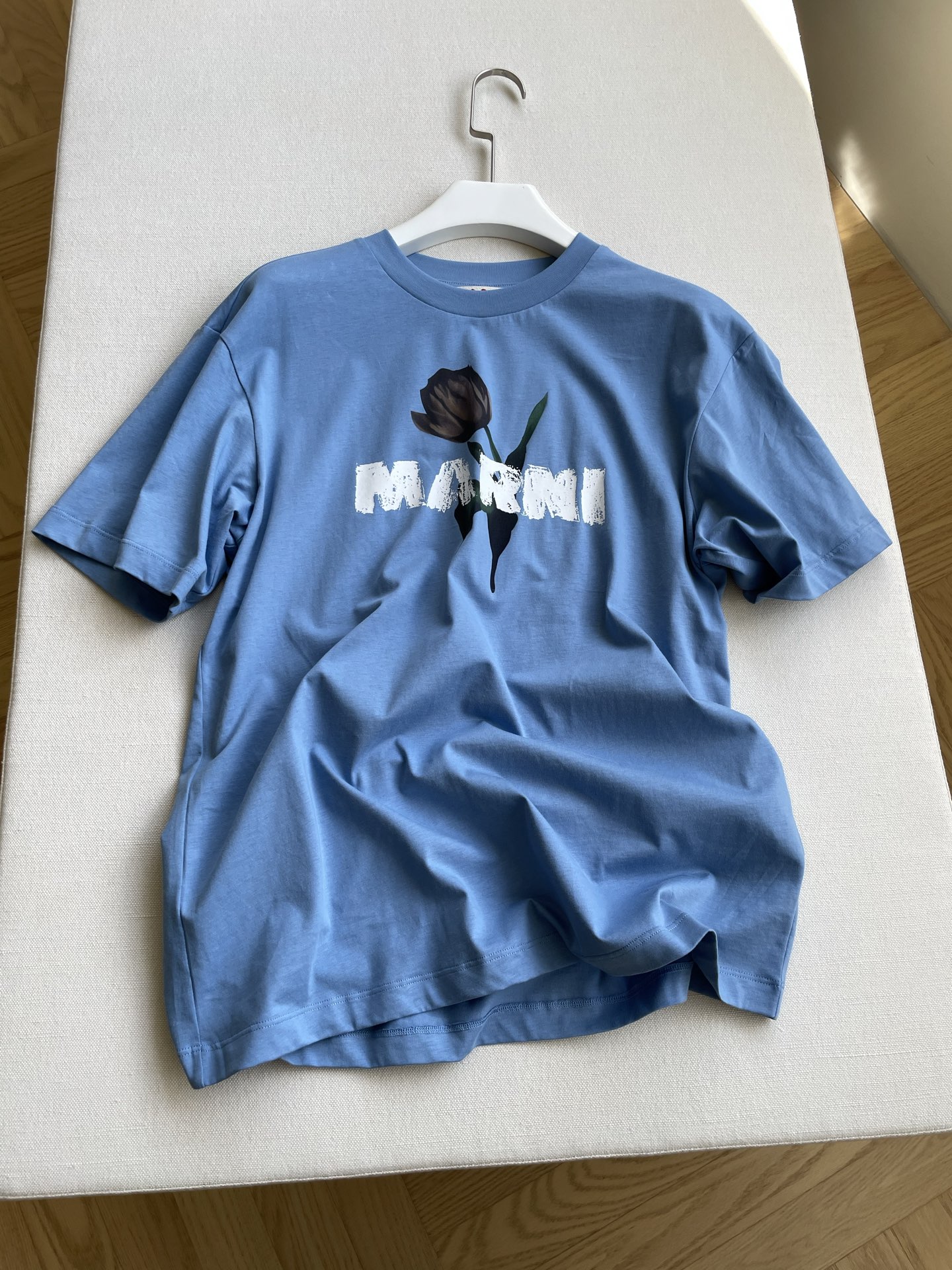 Marni Tulip Tee: Vibrant Spring Fashion for Women in Size 36/38/40