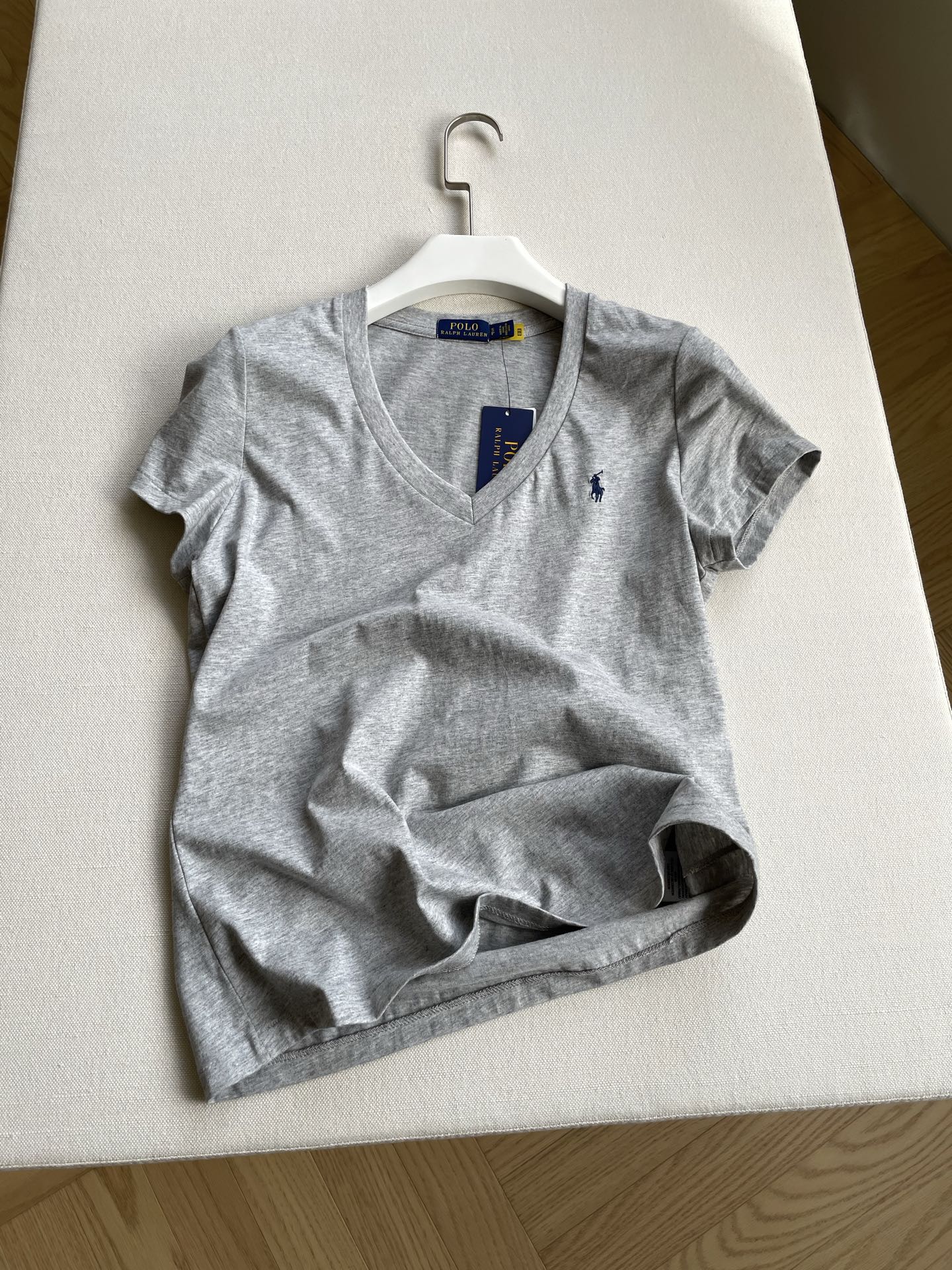 Stylish Summer Outfit: Raullan T.’s Single-Handed Female Suit Package - 图片 1