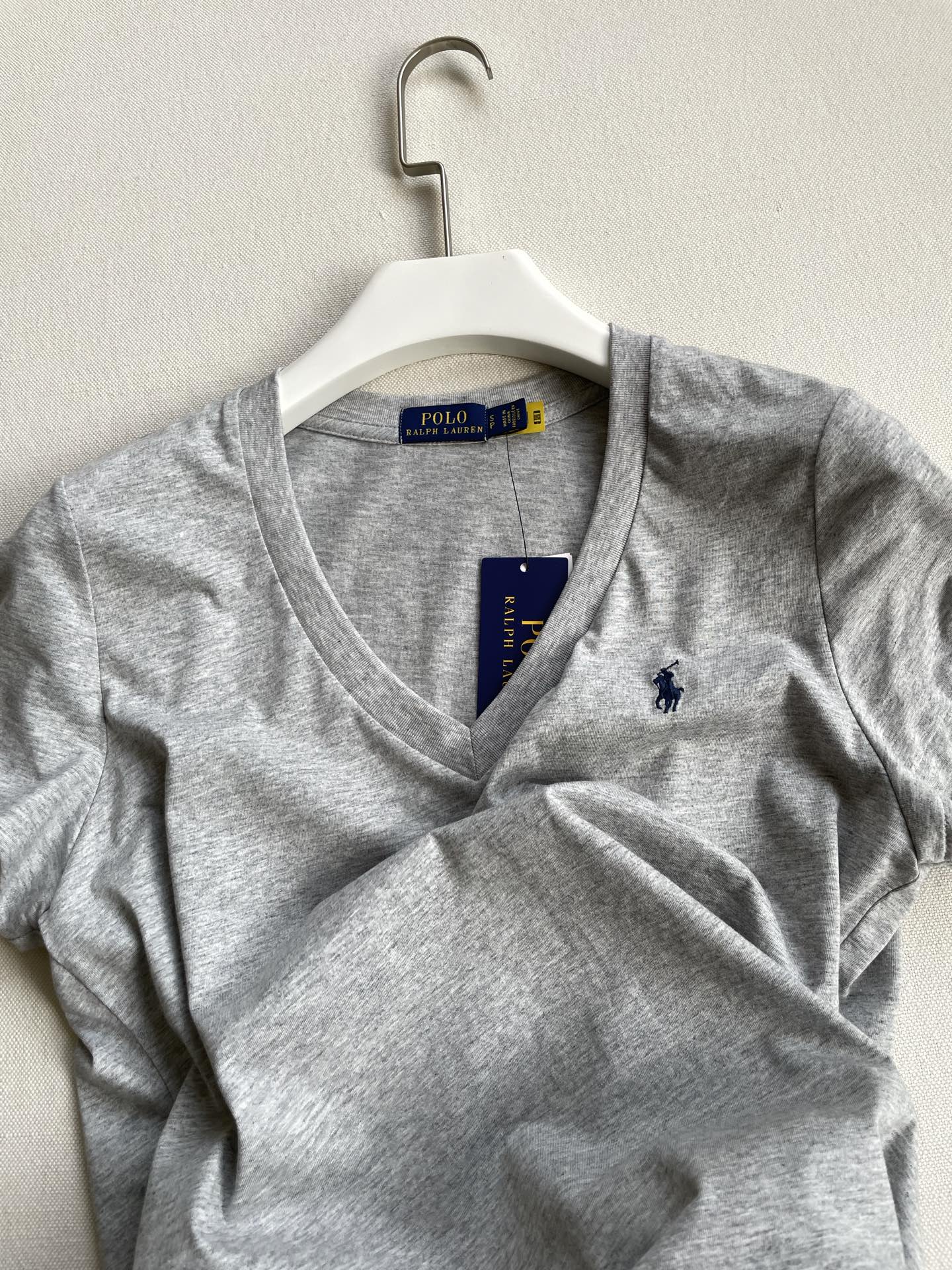 Stylish Summer Outfit: Raullan T.’s Single-Handed Female Suit Package - 图片 2