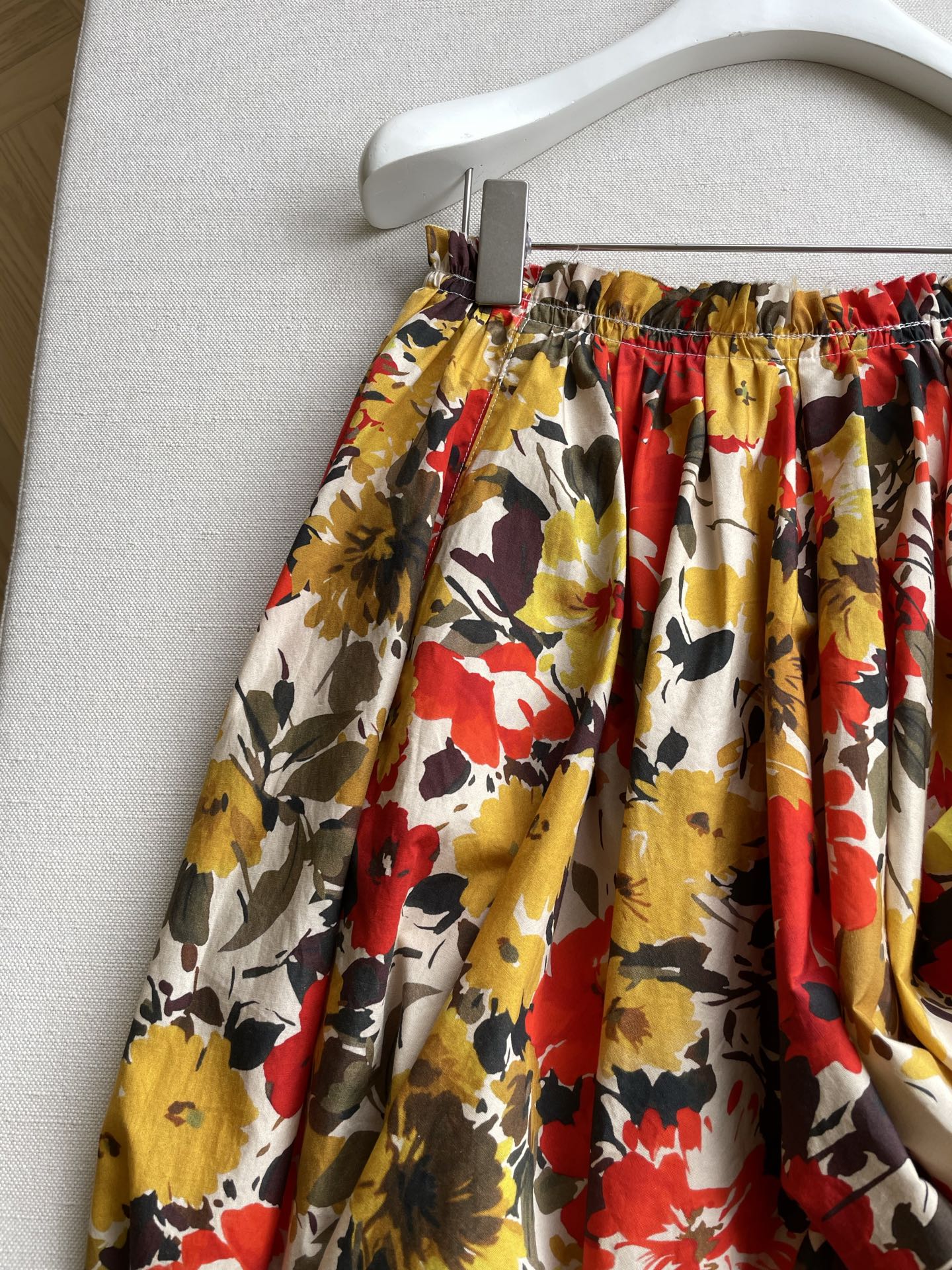 Summer Female Suit: Small Size, Comfortable, Stylish, Perfect for Outings - 图片 3