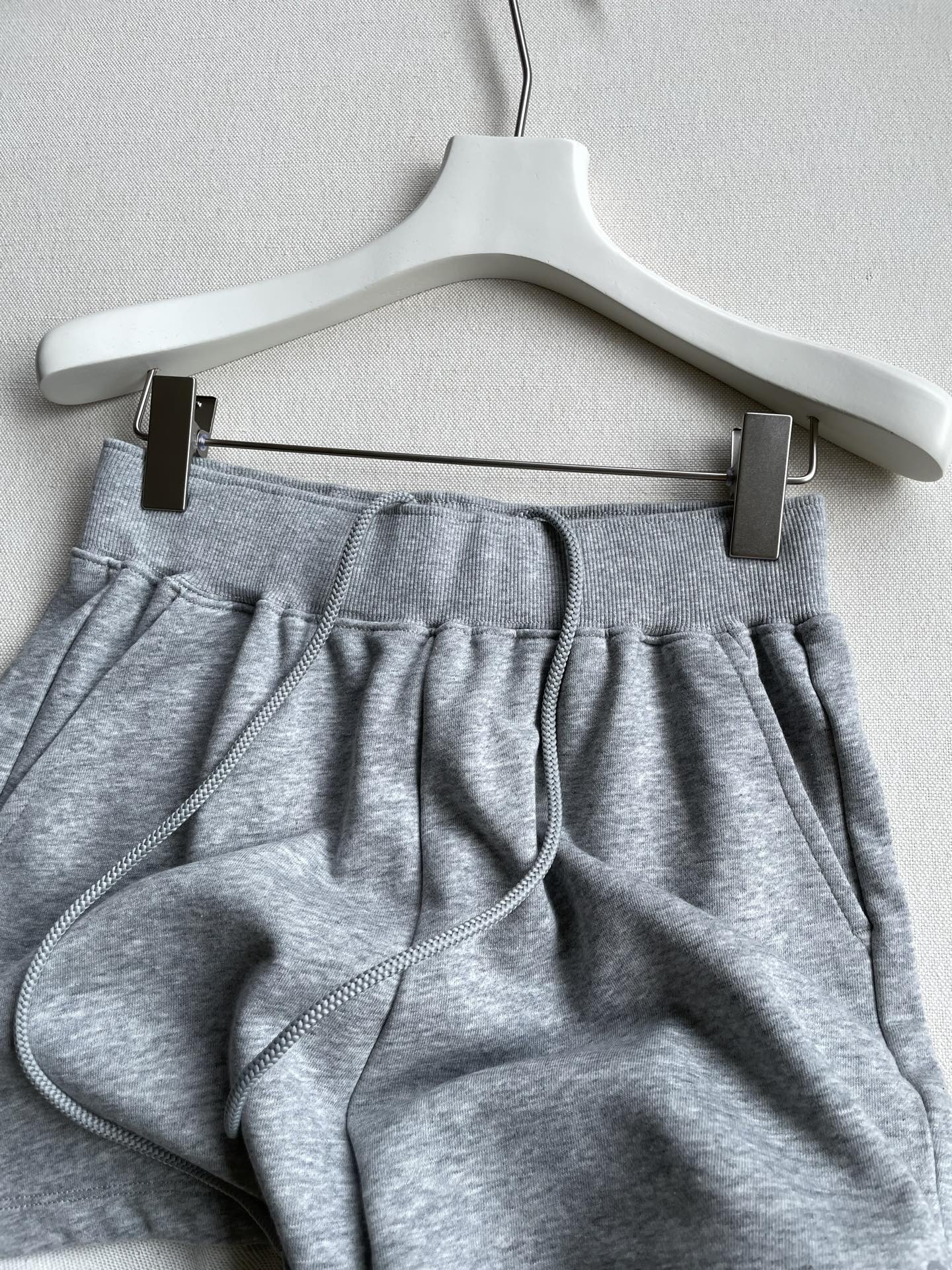 Women’s Cotton Yoga Shorts with High Waist – Grey and Black, XSSM Sizes, Soft and Cozy - 图片 2