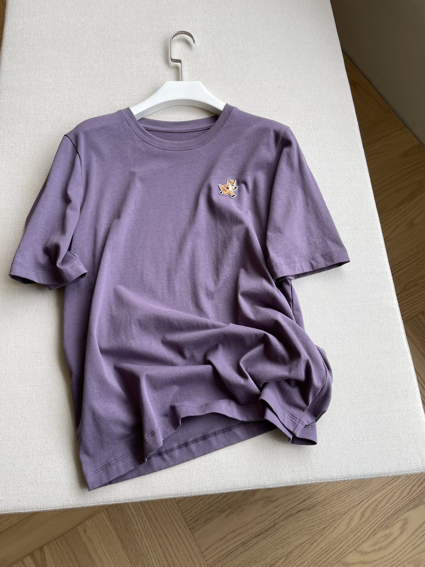 Stylish Single-Size Female Suit with Speedy Fox Embroidery – T-shirt Comfort and Quality