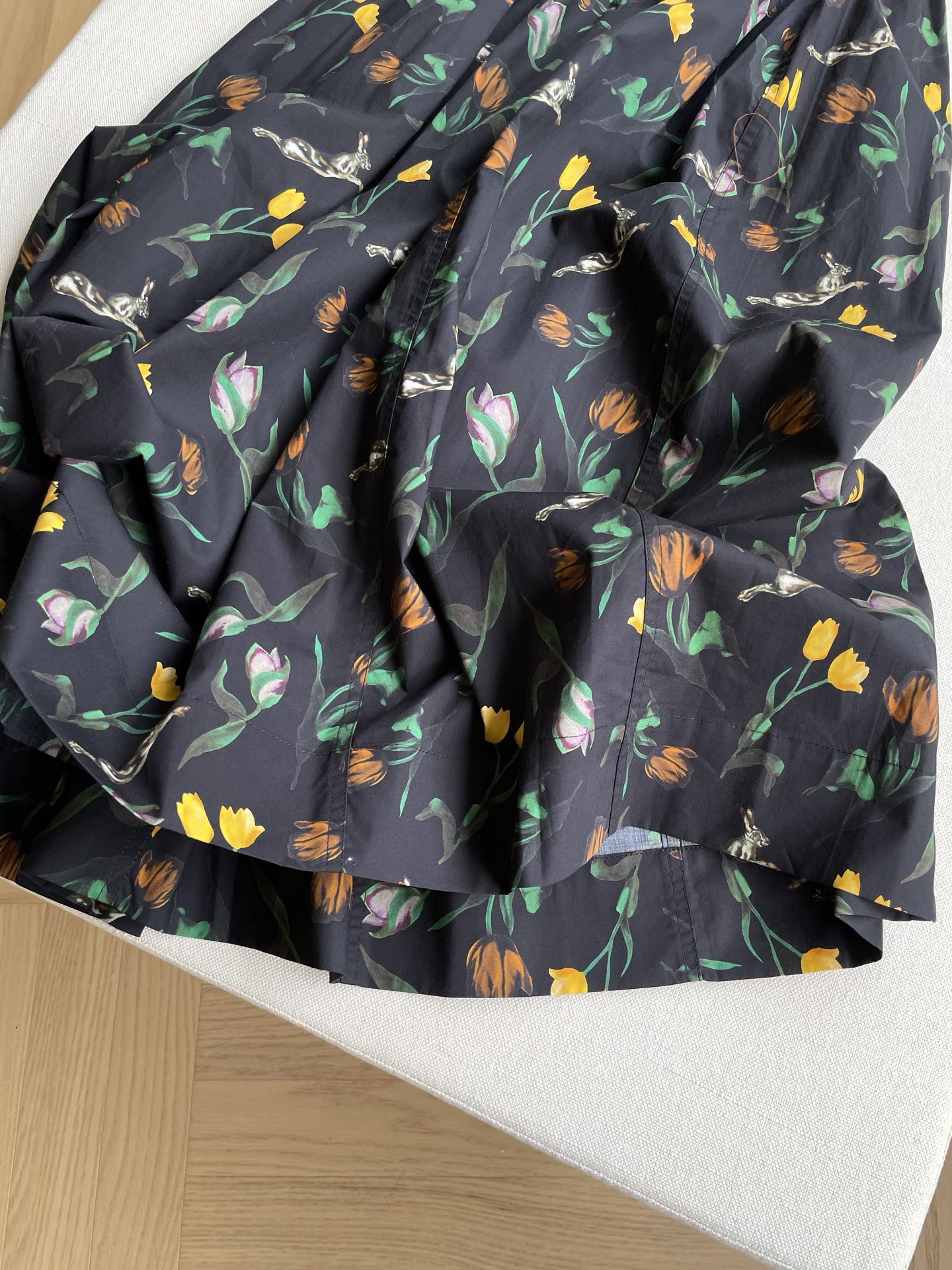 Marni Boheme Print Women’s Suit: Collaboration with Artists, Bold Wearable Art - 图片 4
