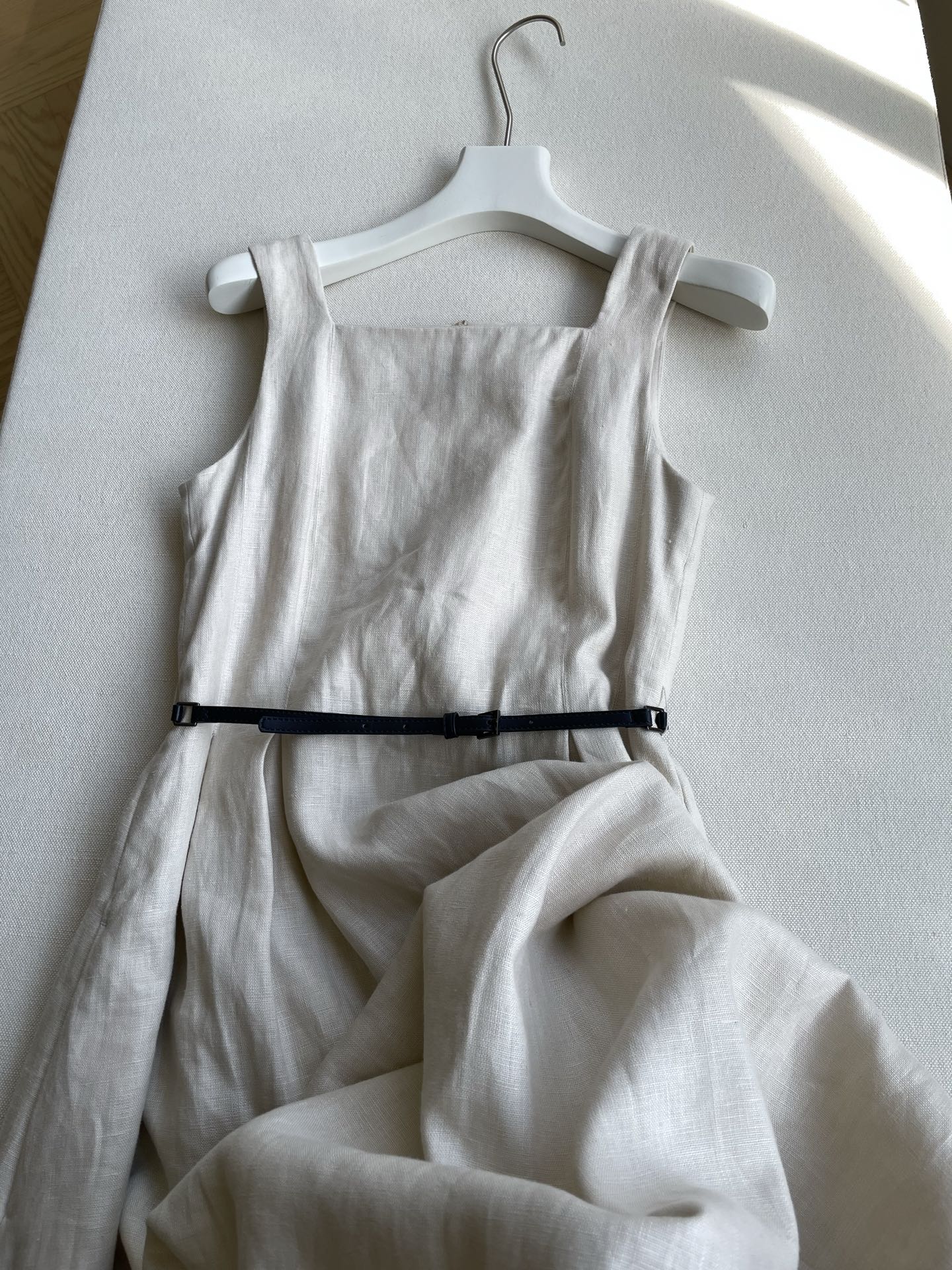Max Mara Single-Rate French Suit: Elegant, Classic, and High-Quality Wool. - 图片 2